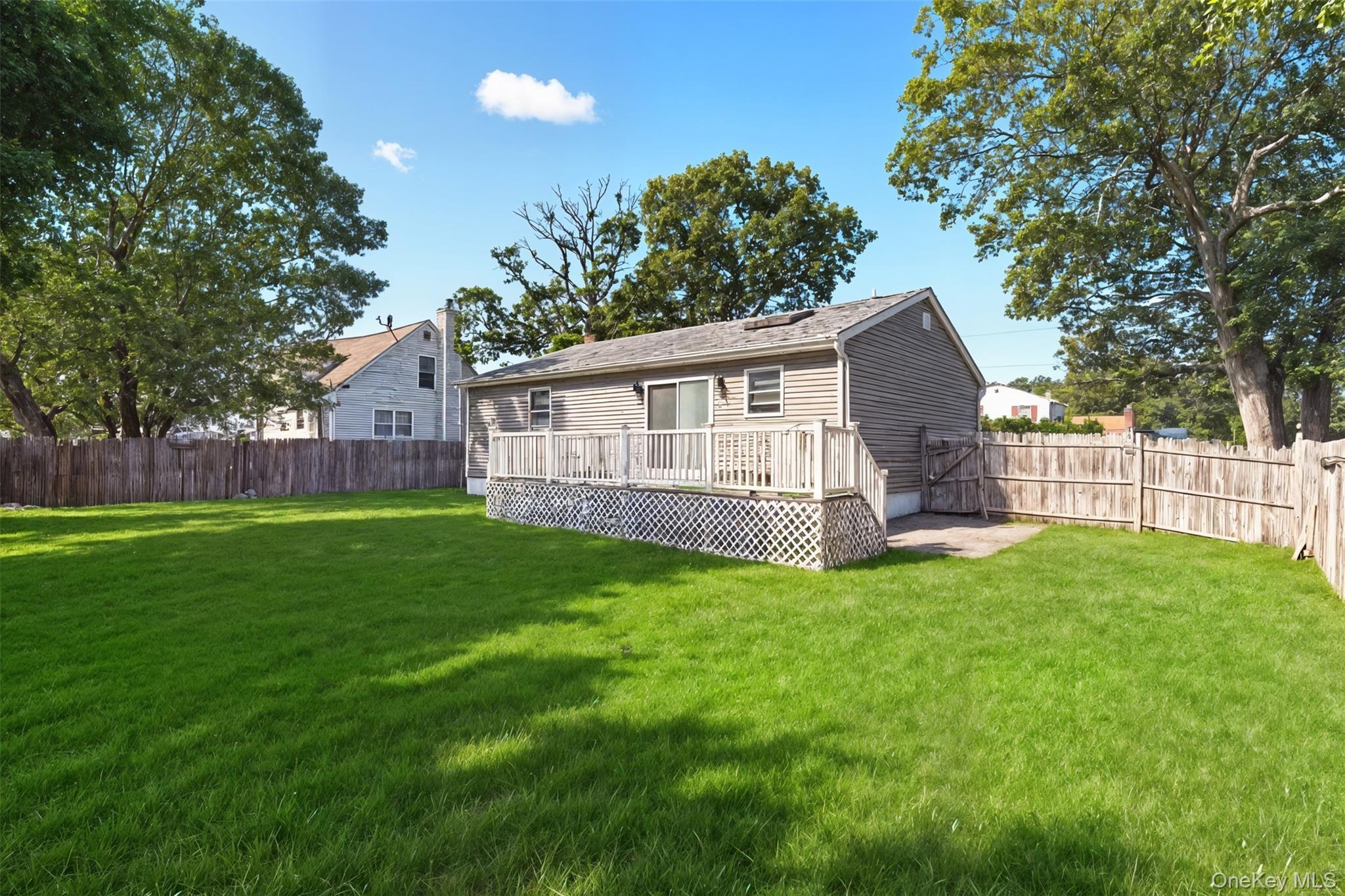 Single Family Flintlock  Suffolk County, NY 11967, MLS-920696-4