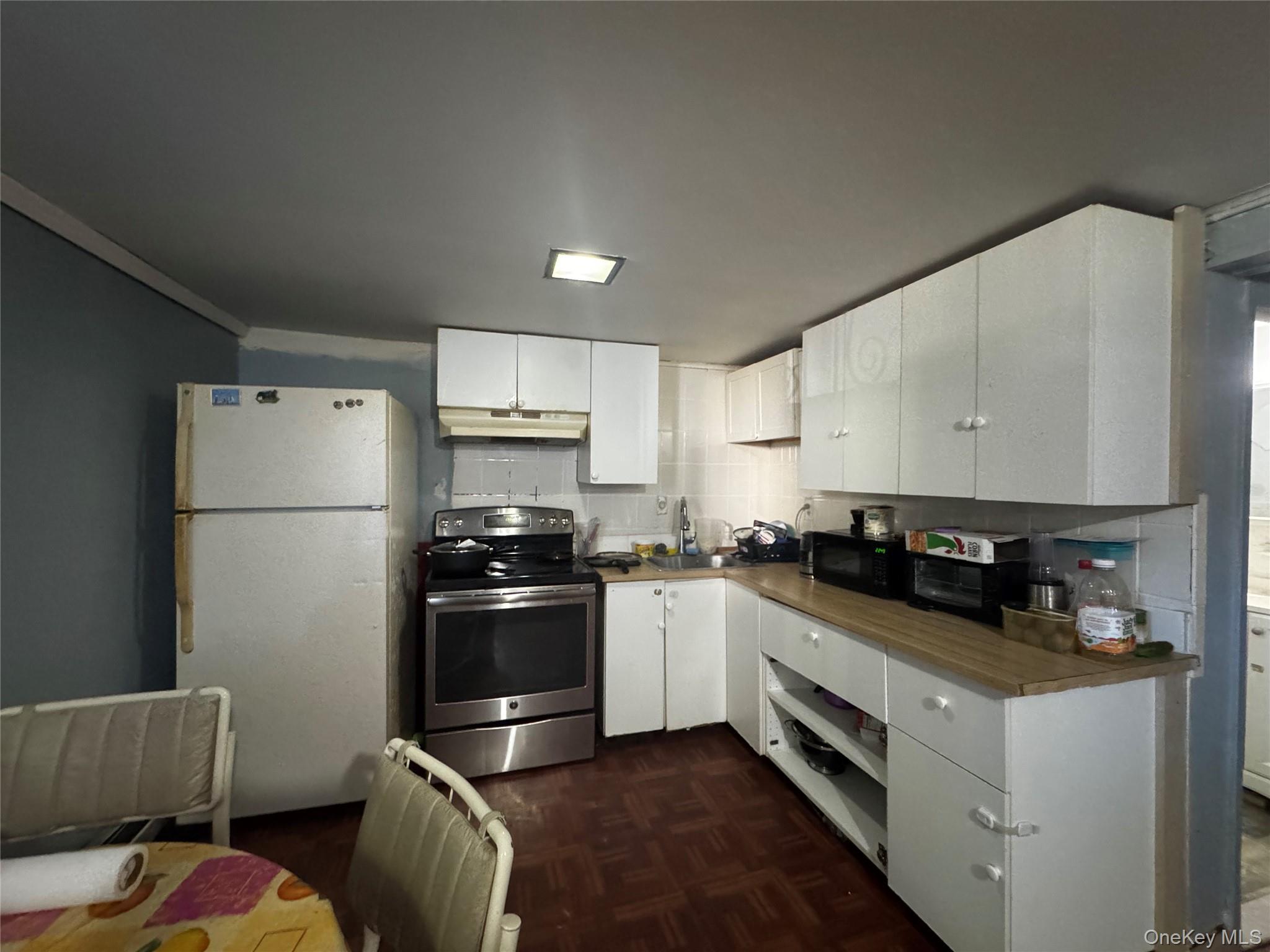 Single Family Hancock  Suffolk County, NY 11717, MLS-920700-11