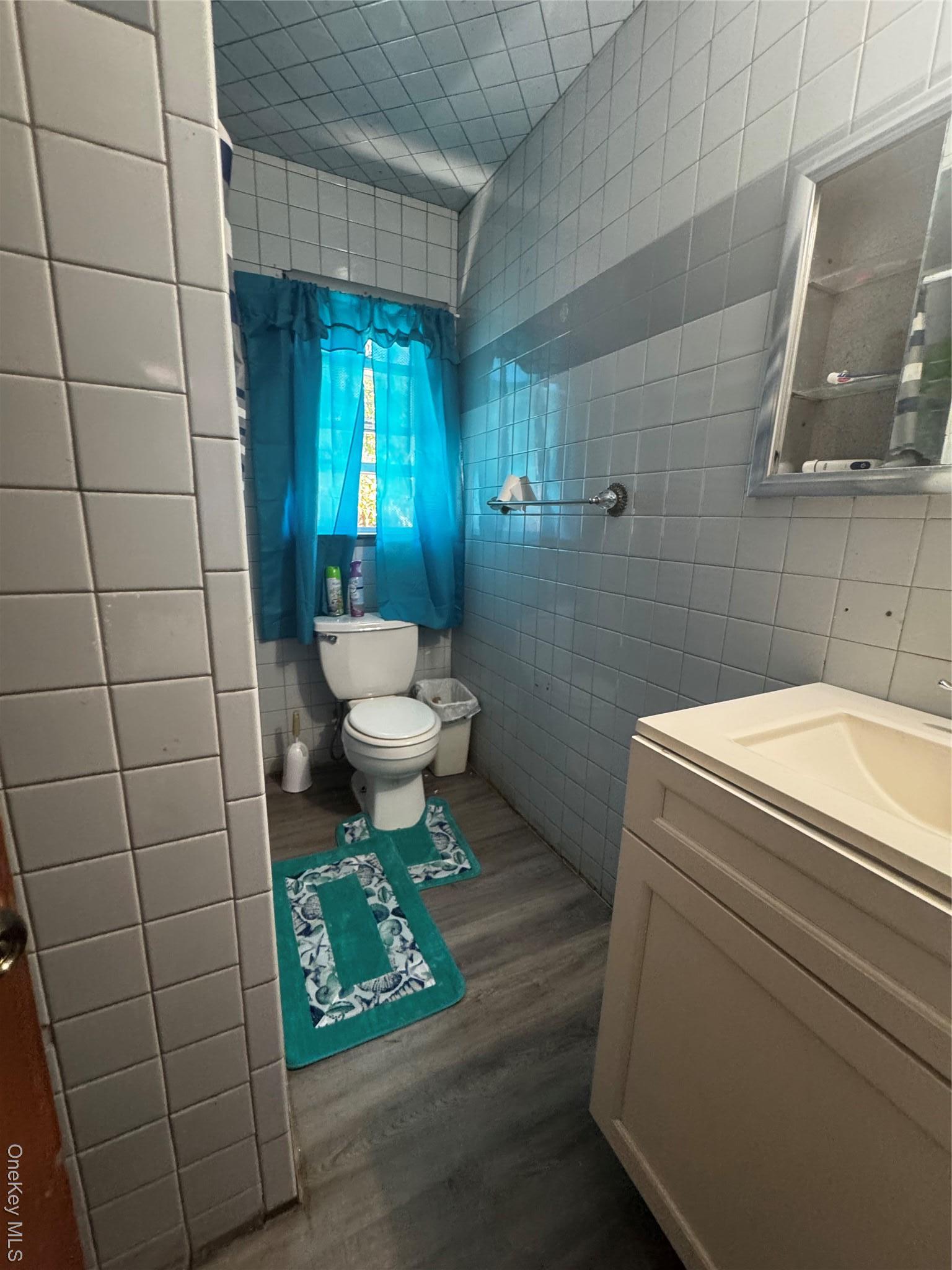 Single Family Hancock  Suffolk County, NY 11717, MLS-920700-9