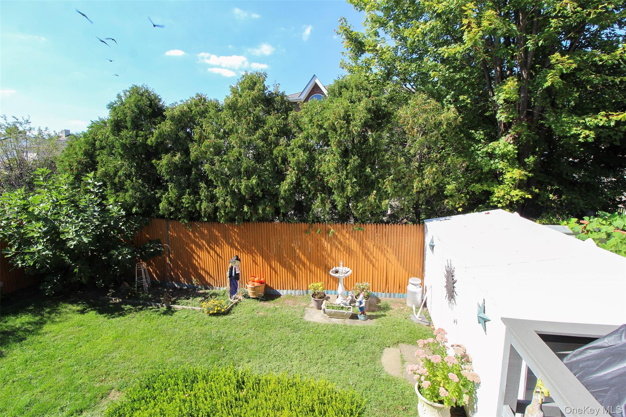 Single Family Giegerich  Bronx, NY 10465, MLS-920715-39