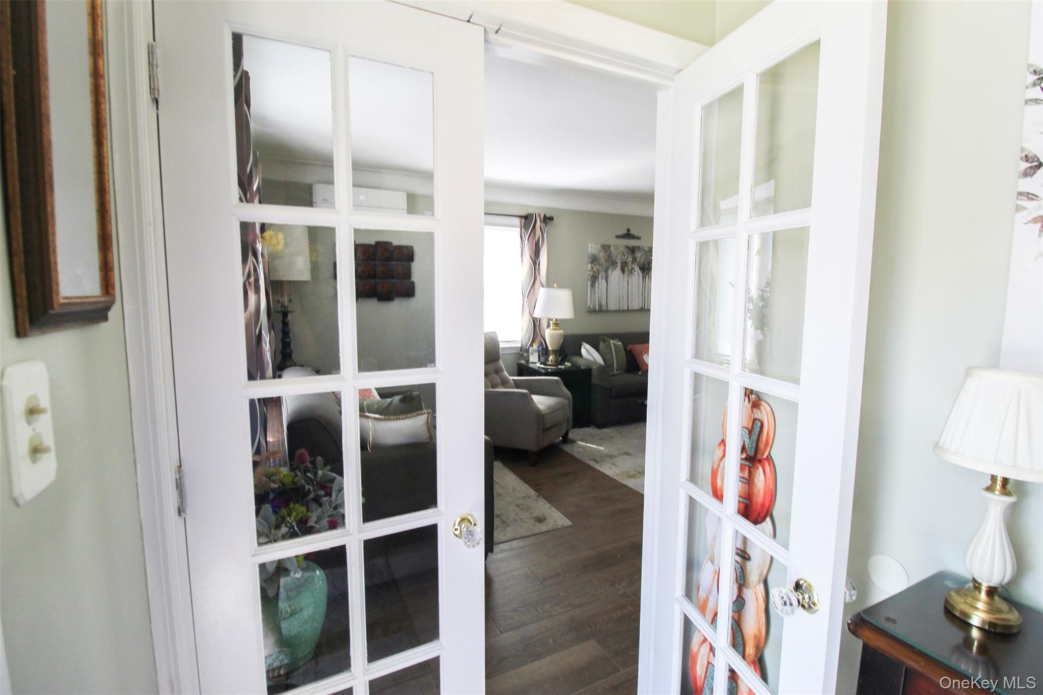 Single Family Giegerich  Bronx, NY 10465, MLS-920715-6