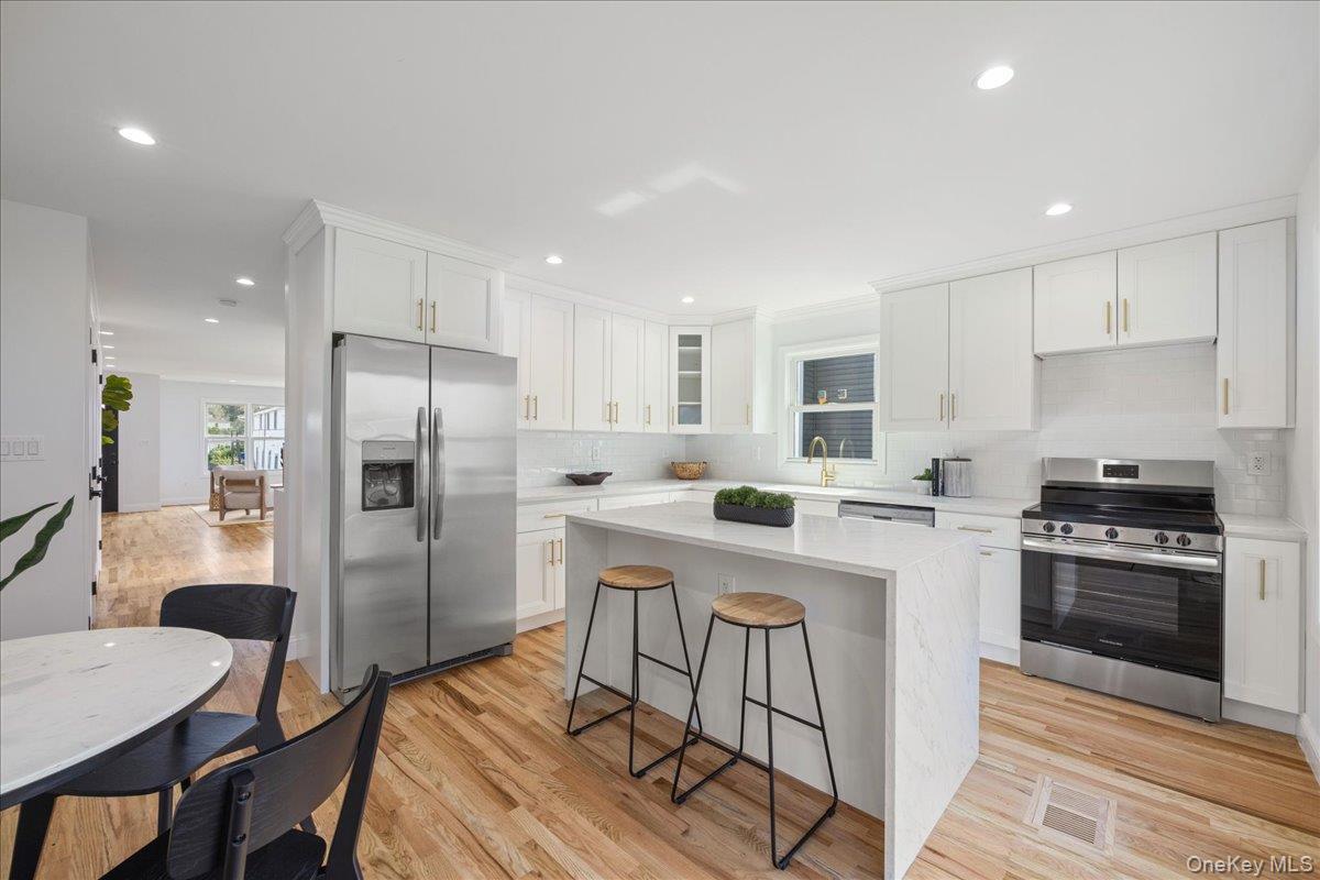 Single Family Thurton Westchester County, NY 10704, MLS-920716-2