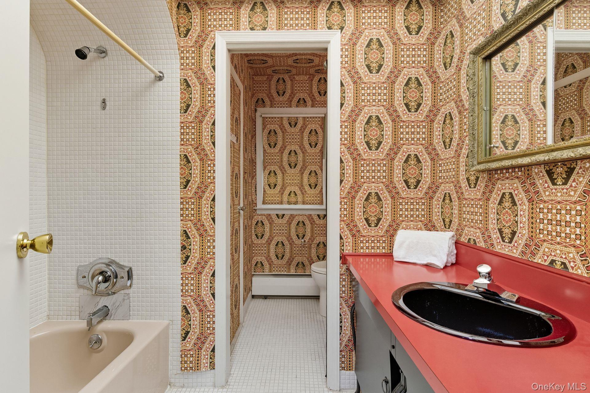 Single Family Lisa  Suffolk County, NY 11746, MLS-920720-13