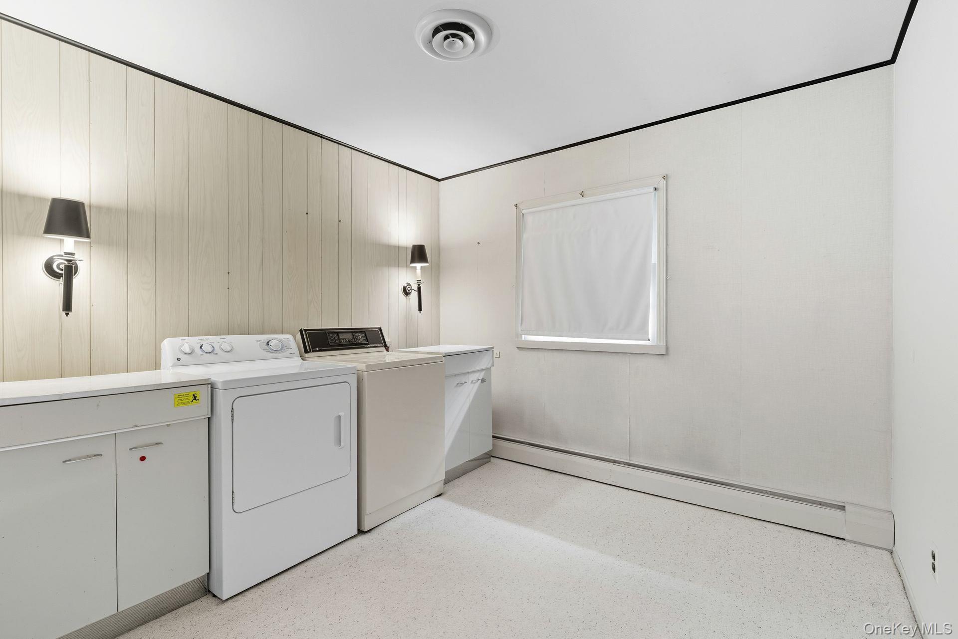 Single Family Lisa  Suffolk County, NY 11746, MLS-920720-19