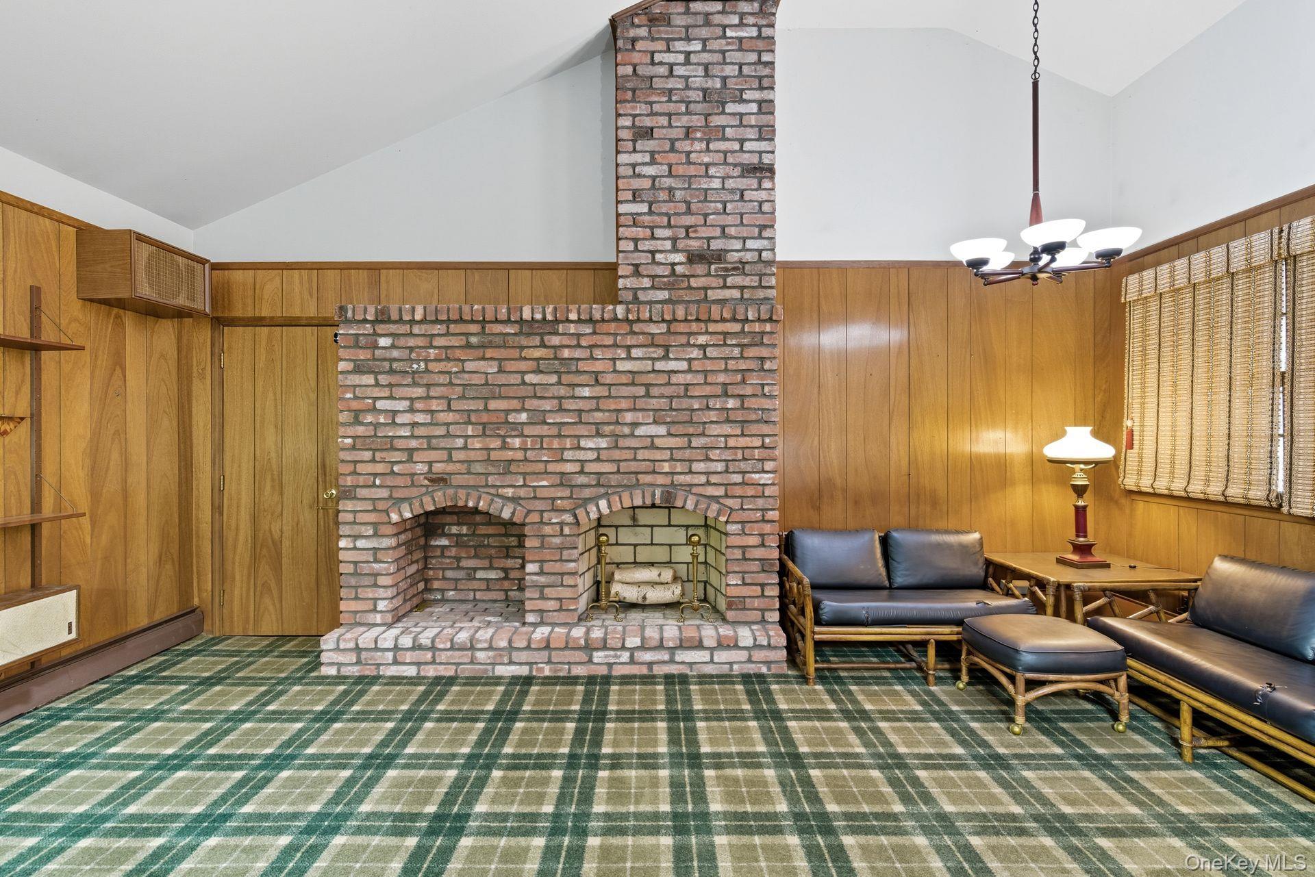 Single Family Lisa  Suffolk County, NY 11746, MLS-920720-6