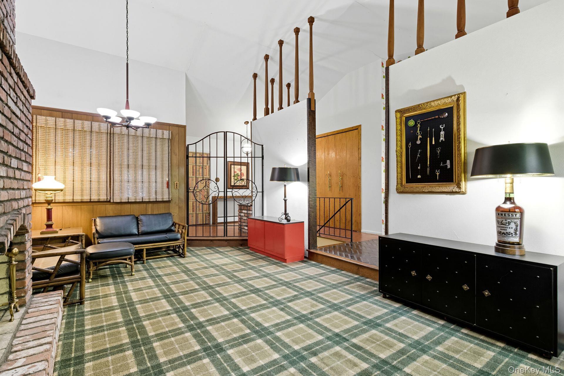 Single Family Lisa  Suffolk County, NY 11746, MLS-920720-7