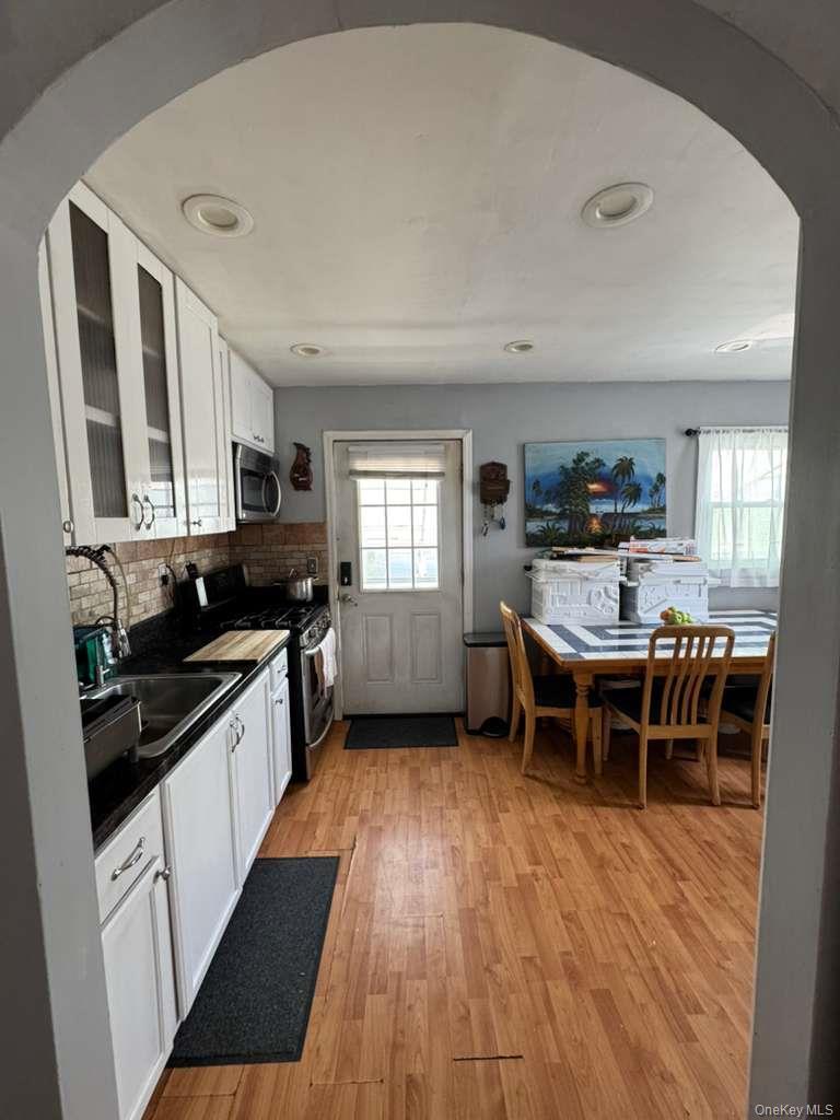 Single Family Harvard  Nassau County, NY 11580, MLS-920728-10