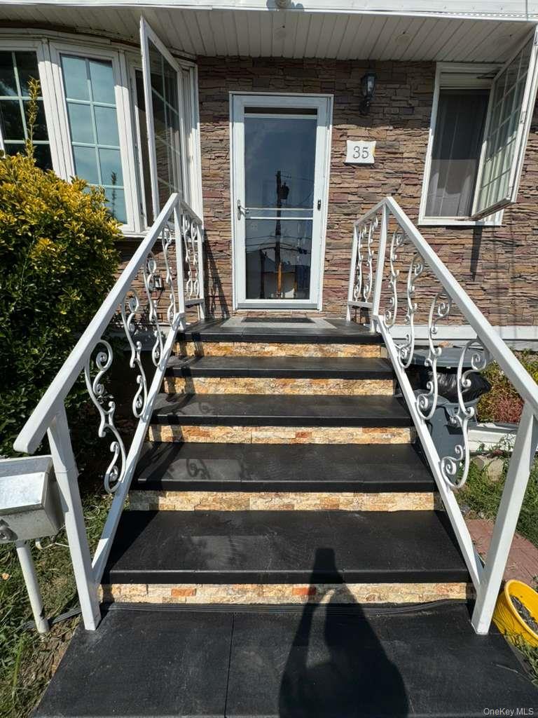 Single Family Harvard  Nassau County, NY 11580, MLS-920728-3