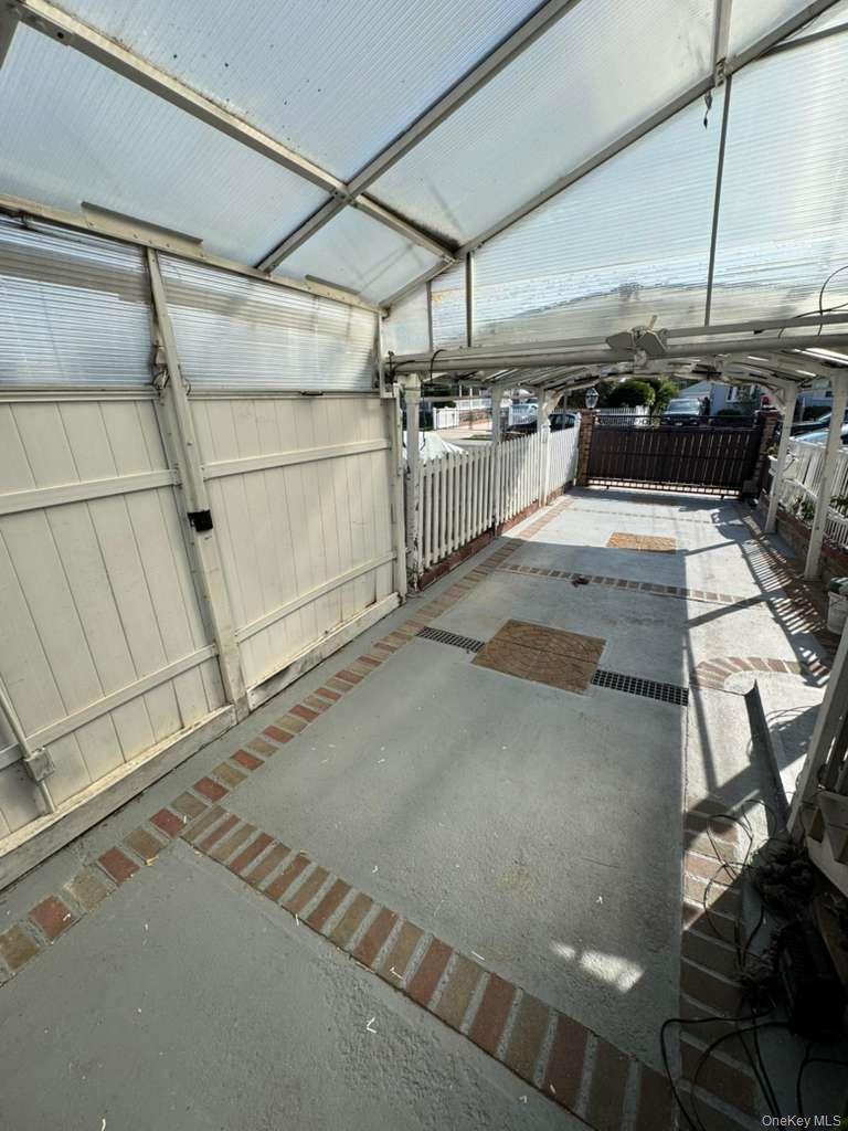 Single Family Harvard  Nassau County, NY 11580, MLS-920728-5