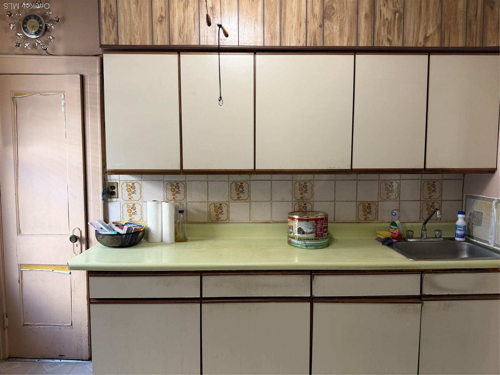 Single Family 95th Queens, NY 11416, MLS-920734-4