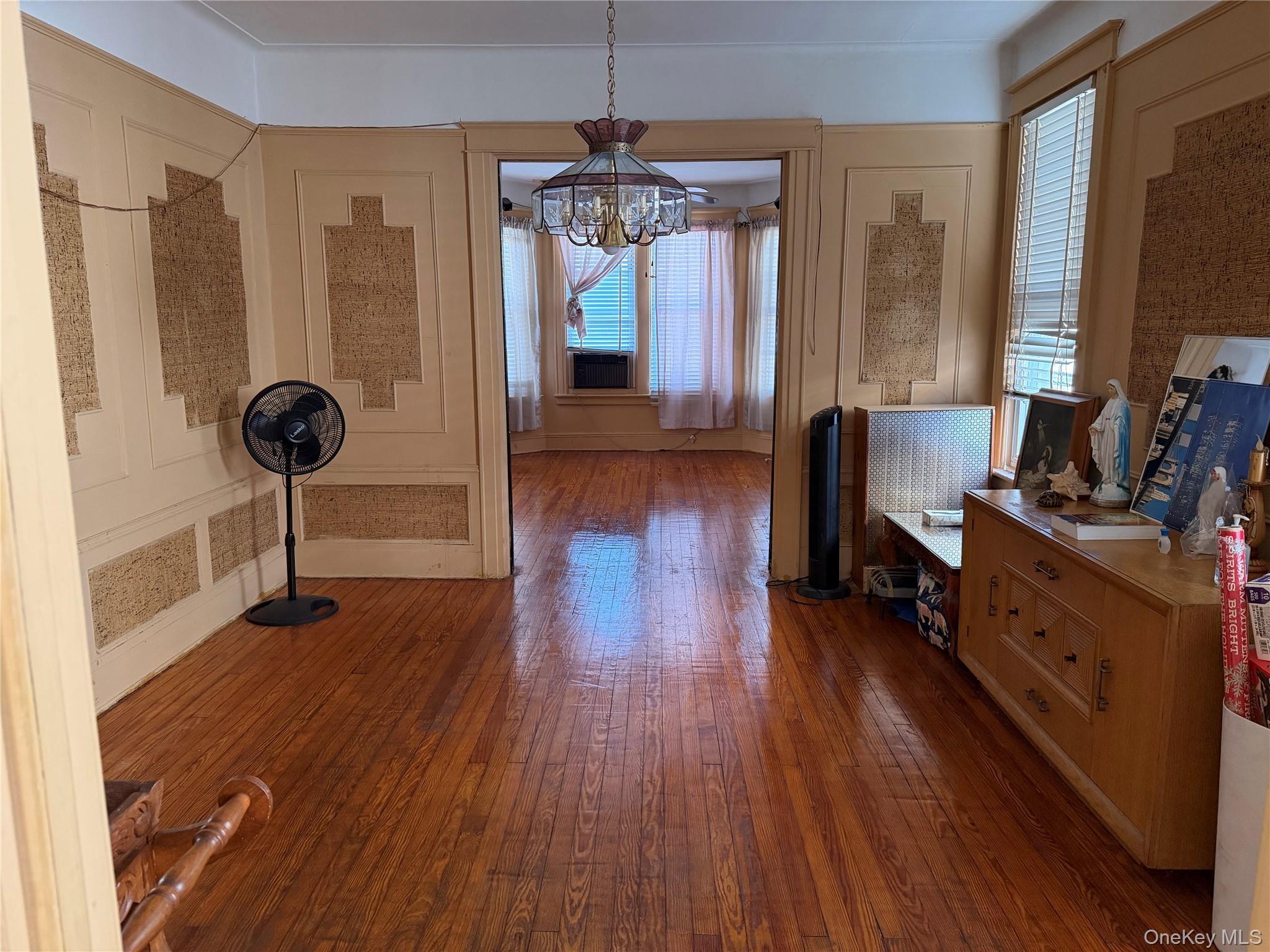 Single Family 95th Queens, NY 11416, MLS-920734-6