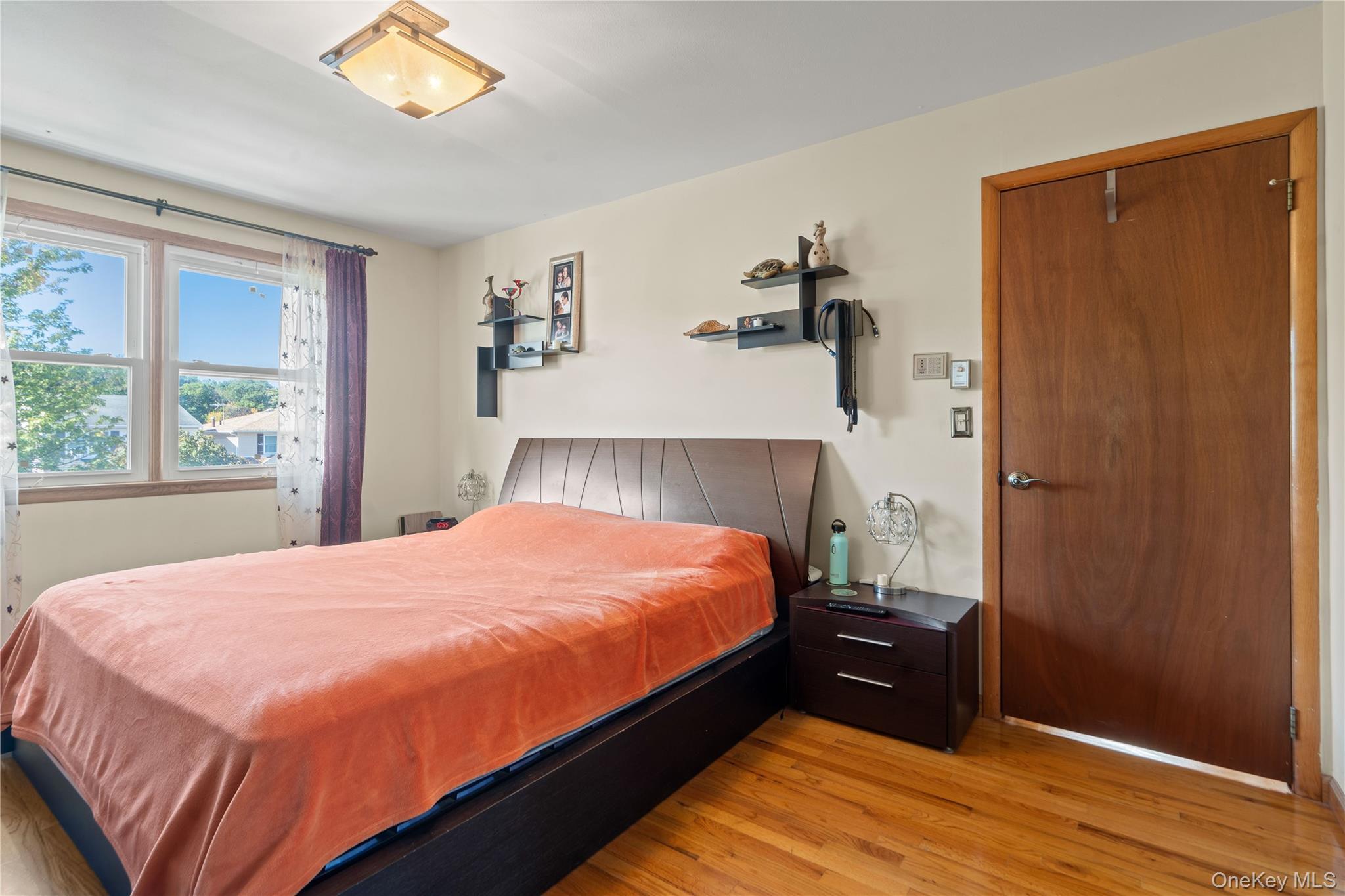 Single Family Ashwood Court Staten Island, NY 10308, MLS-920748-14