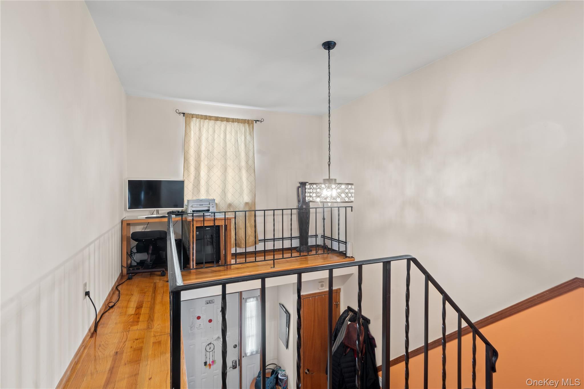 Single Family Ashwood Court Staten Island, NY 10308, MLS-920748-16