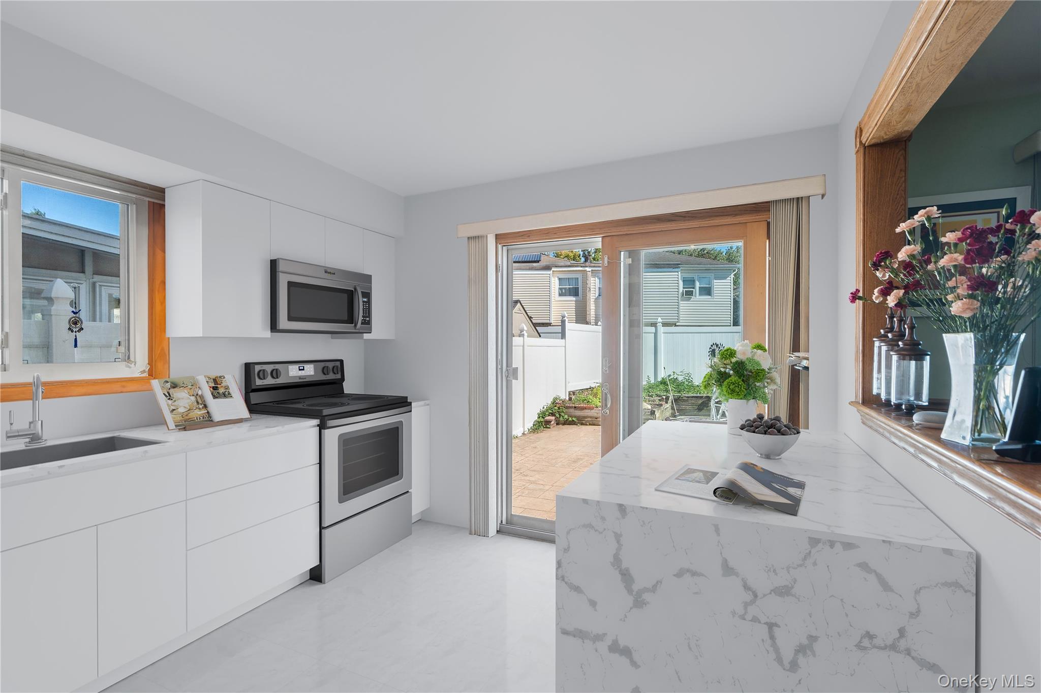 Single Family Ashwood Court Staten Island, NY 10308, MLS-920748-18