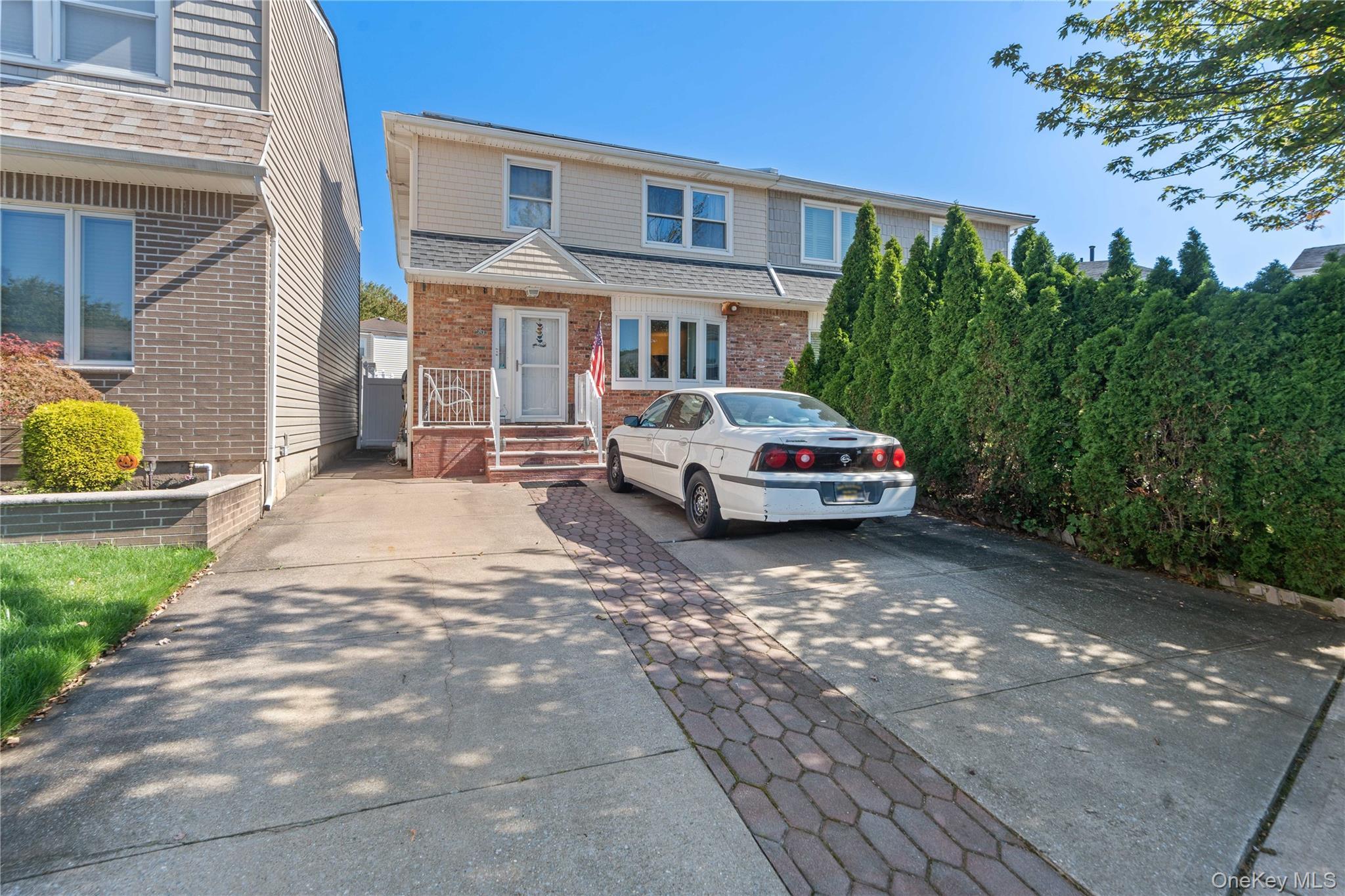 Single Family Ashwood Court Staten Island, NY 10308, MLS-920748-2