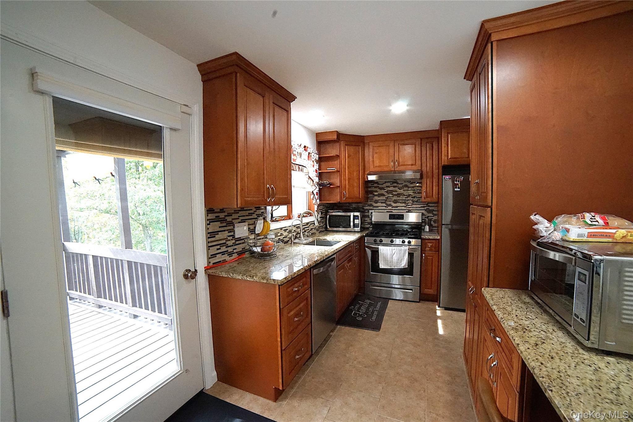 Single Family Oak Orange County, NY 10950, MLS-920753-8