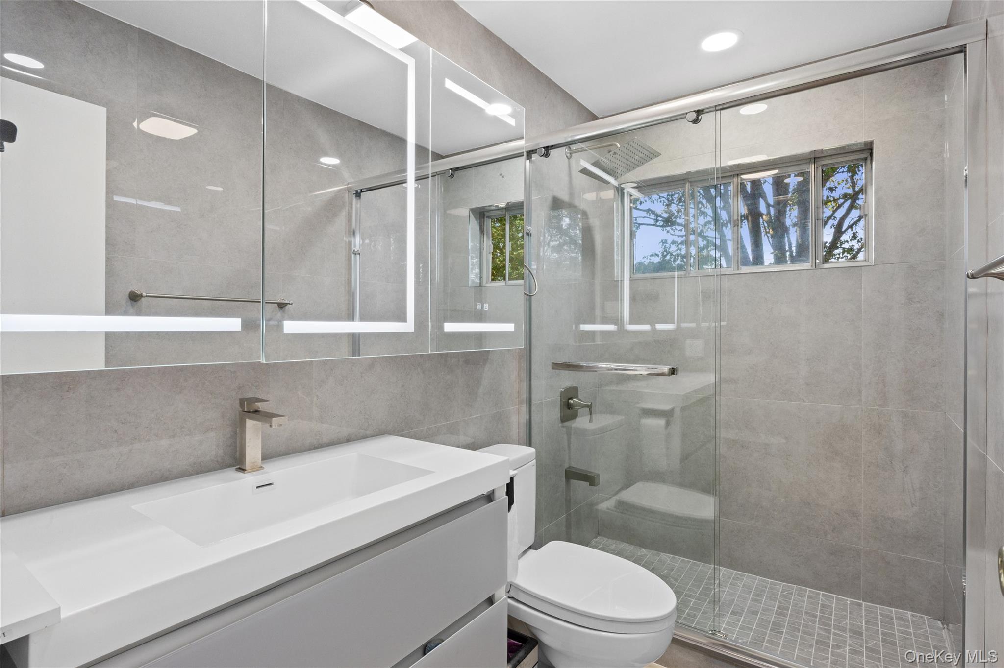 Single Family Fielding  Suffolk County, NY 11746, MLS-920763-8