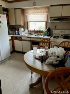 Single Family Nearwater Nassau County, NY 11758, MLS-920781-5