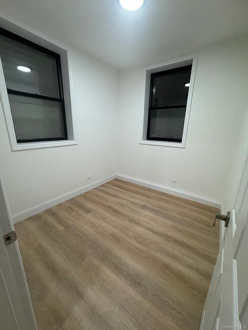 Single Family Bathgate Bronx, NY 10457, MLS-920785-9