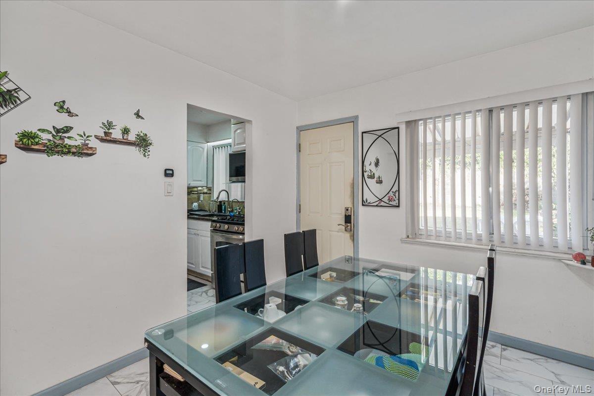 Single Family Cloverdale  Queens, NY 11364, MLS-920795-10