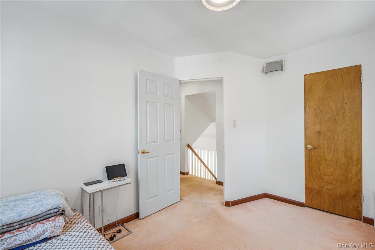 Single Family Cloverdale  Queens, NY 11364, MLS-920795-17