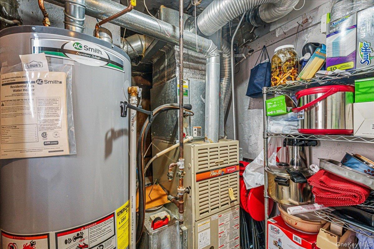 Single Family Cloverdale  Queens, NY 11364, MLS-920795-22