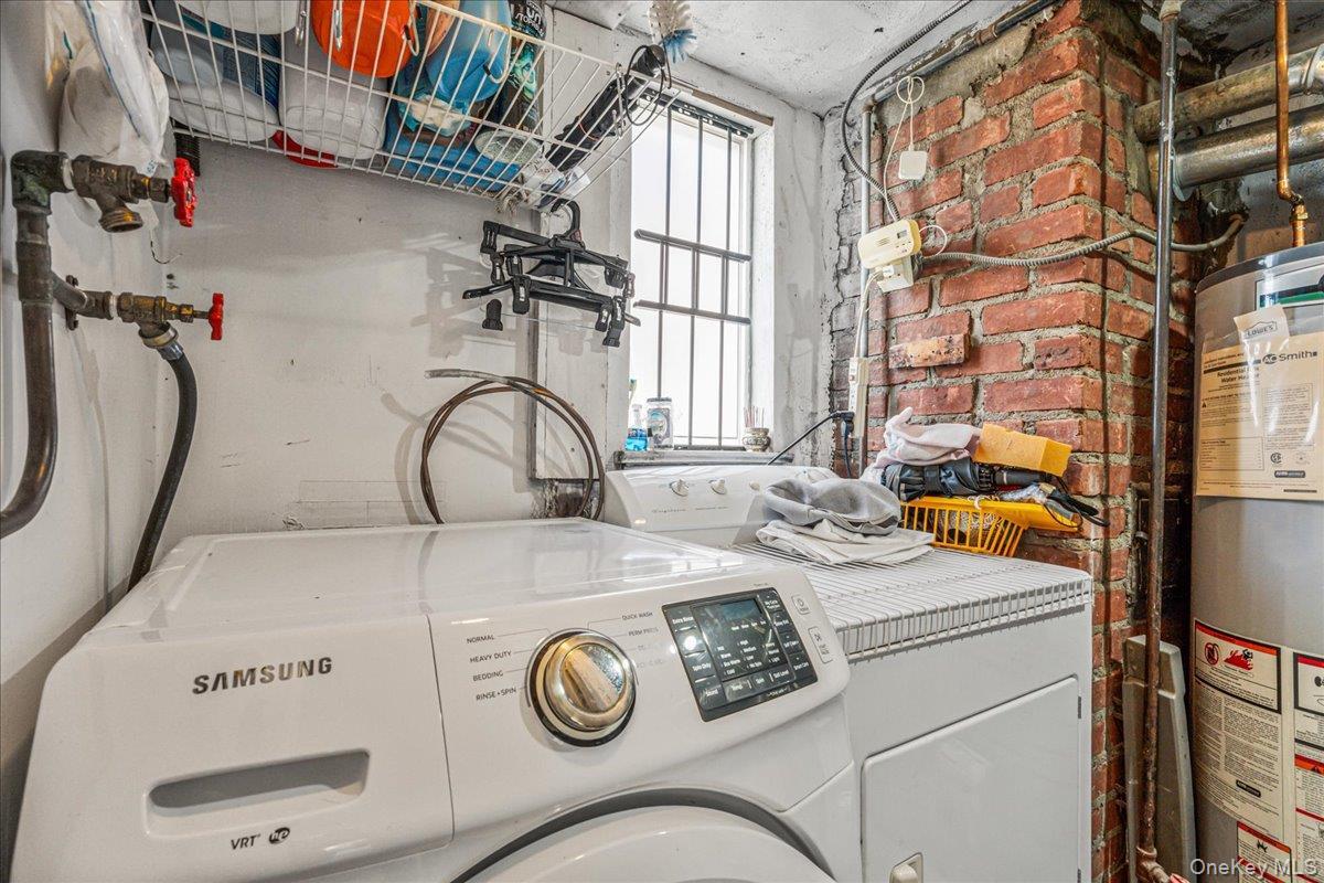 Single Family Cloverdale  Queens, NY 11364, MLS-920795-23