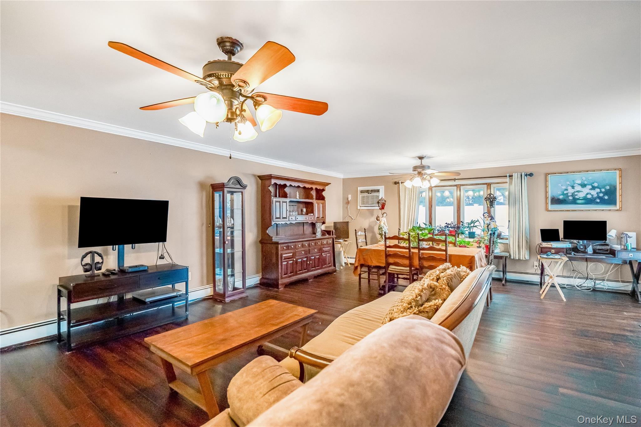 Single Family Tiptop  Nassau County, NY 11801, MLS-920800-6