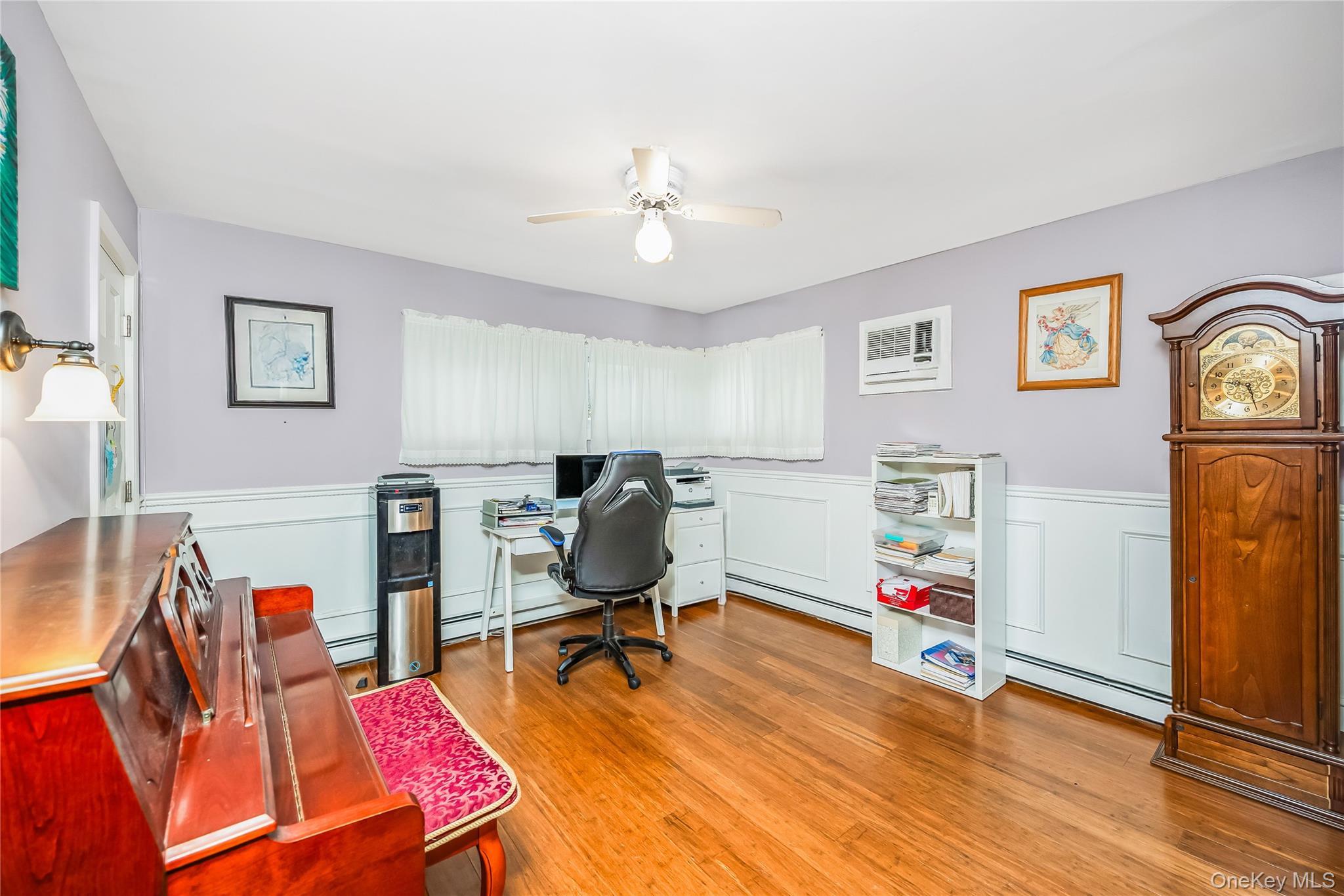 Single Family Tiptop  Nassau County, NY 11801, MLS-920800-8