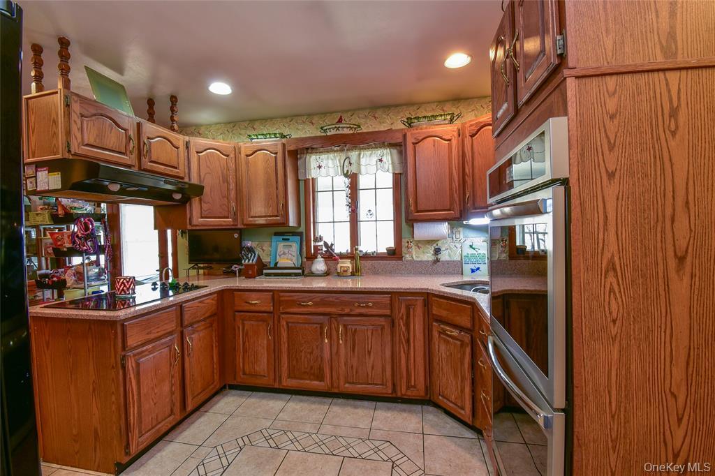 Single Family Mount Sinai Coram  Suffolk County, NY 11766, MLS-920802-11