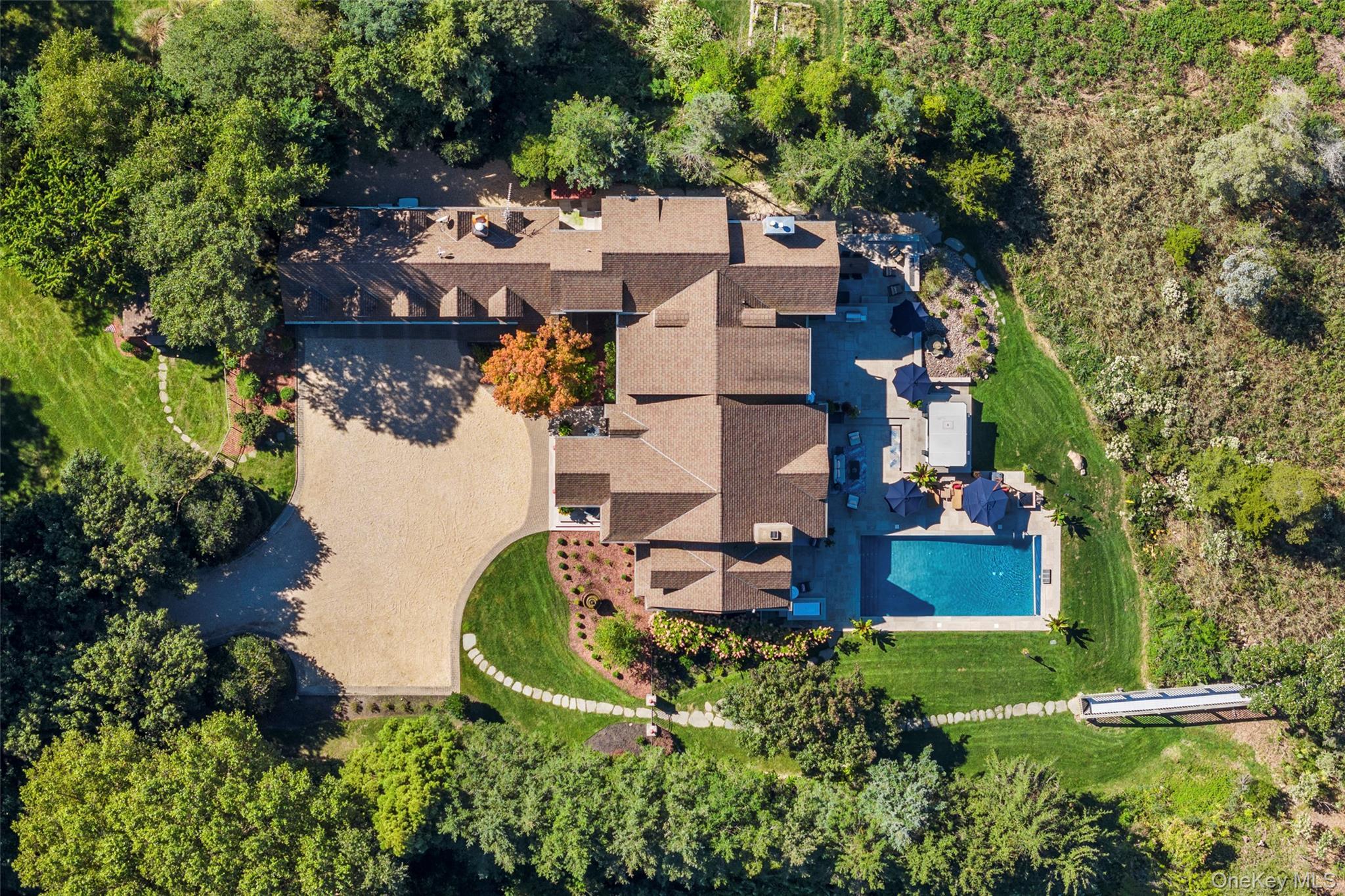 Single Family Pheasant Suffolk County, NY 11733, MLS-920813-10