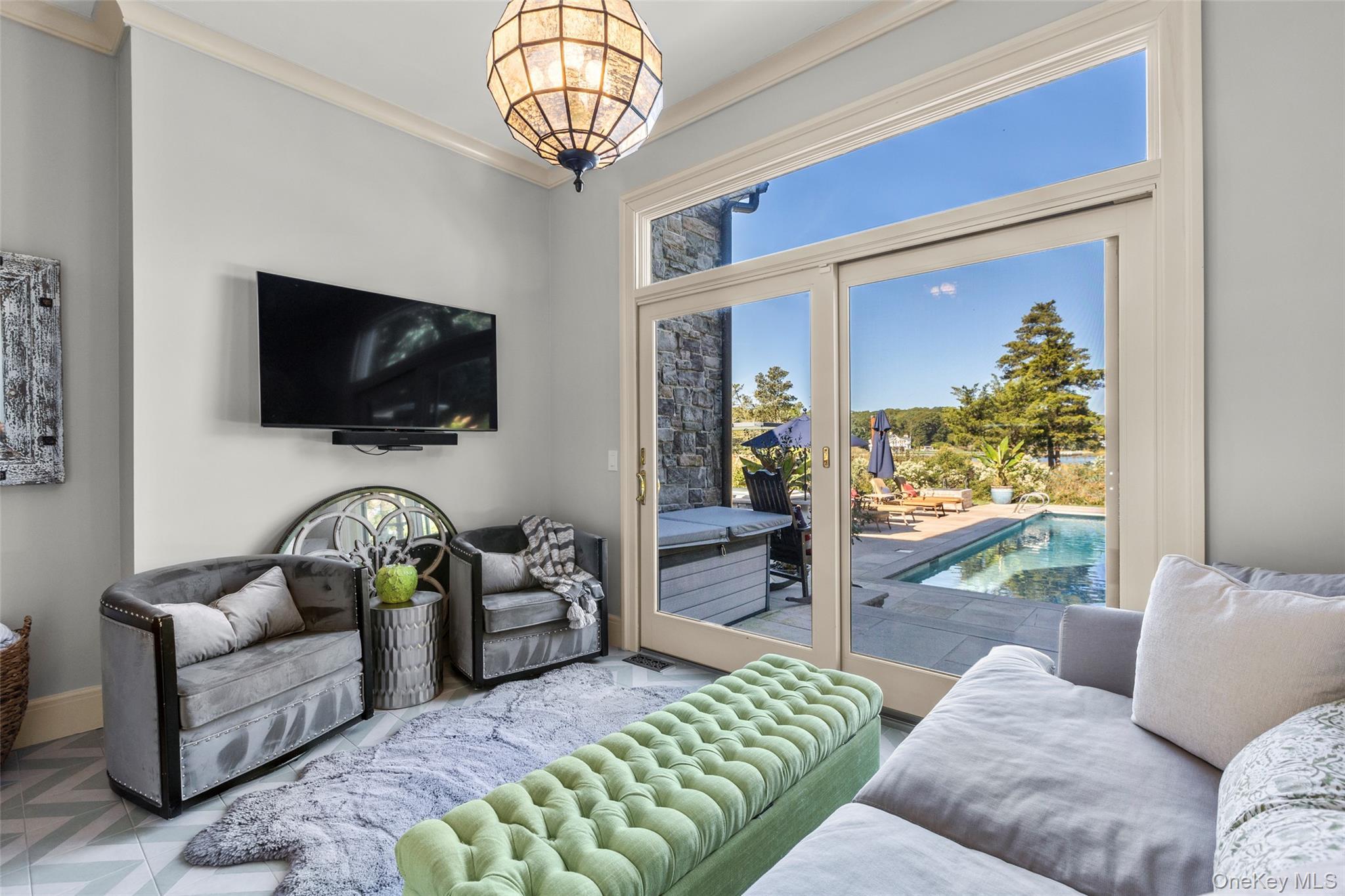 Single Family Pheasant Suffolk County, NY 11733, MLS-920813-22