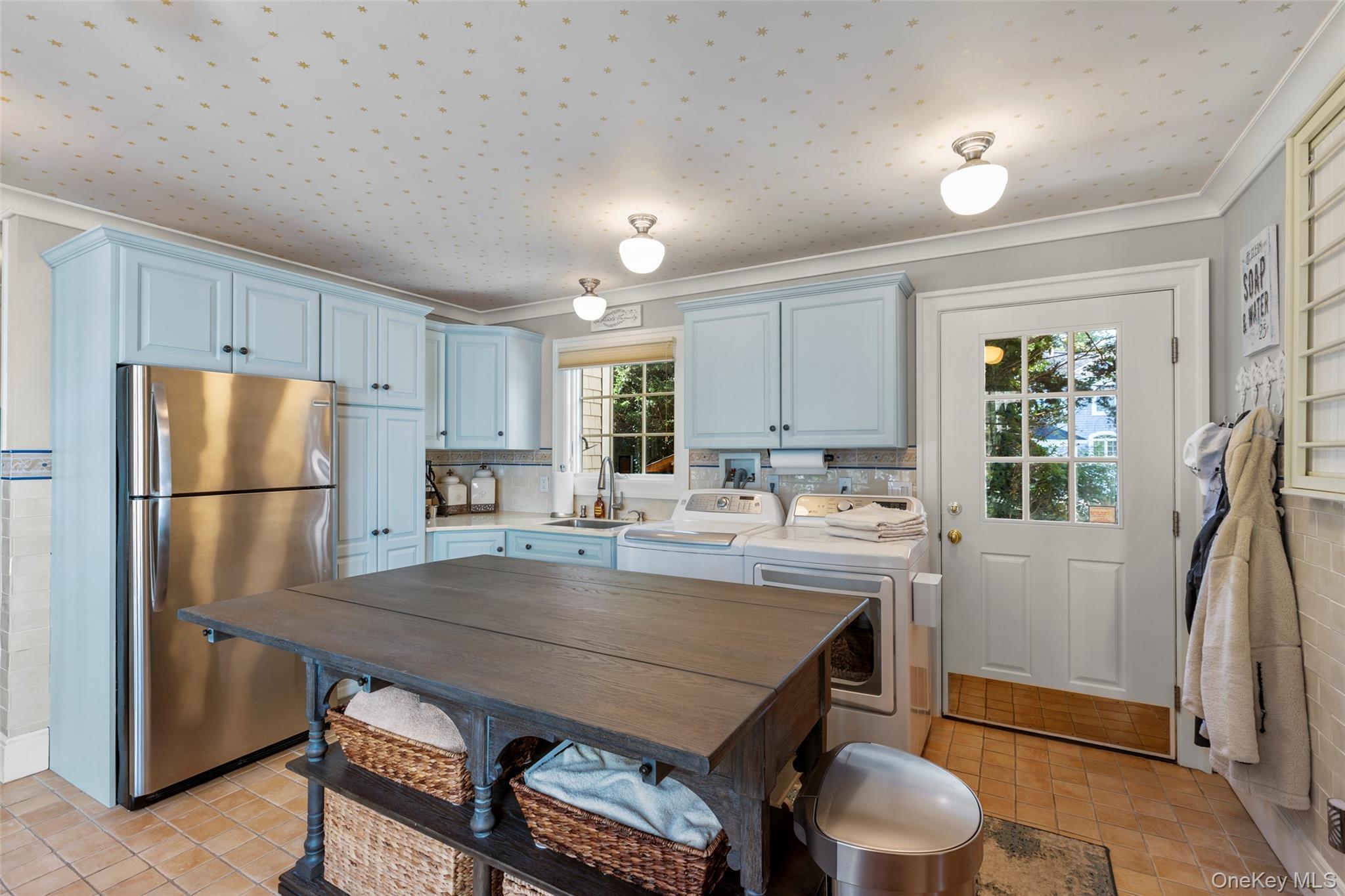 Single Family Pheasant Suffolk County, NY 11733, MLS-920813-25