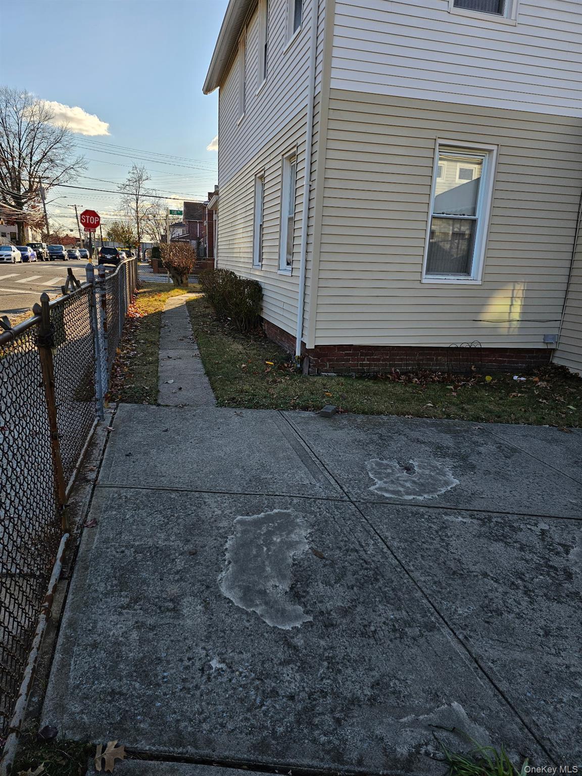 Single Family 138th  Queens, NY 11413, MLS-920821-2