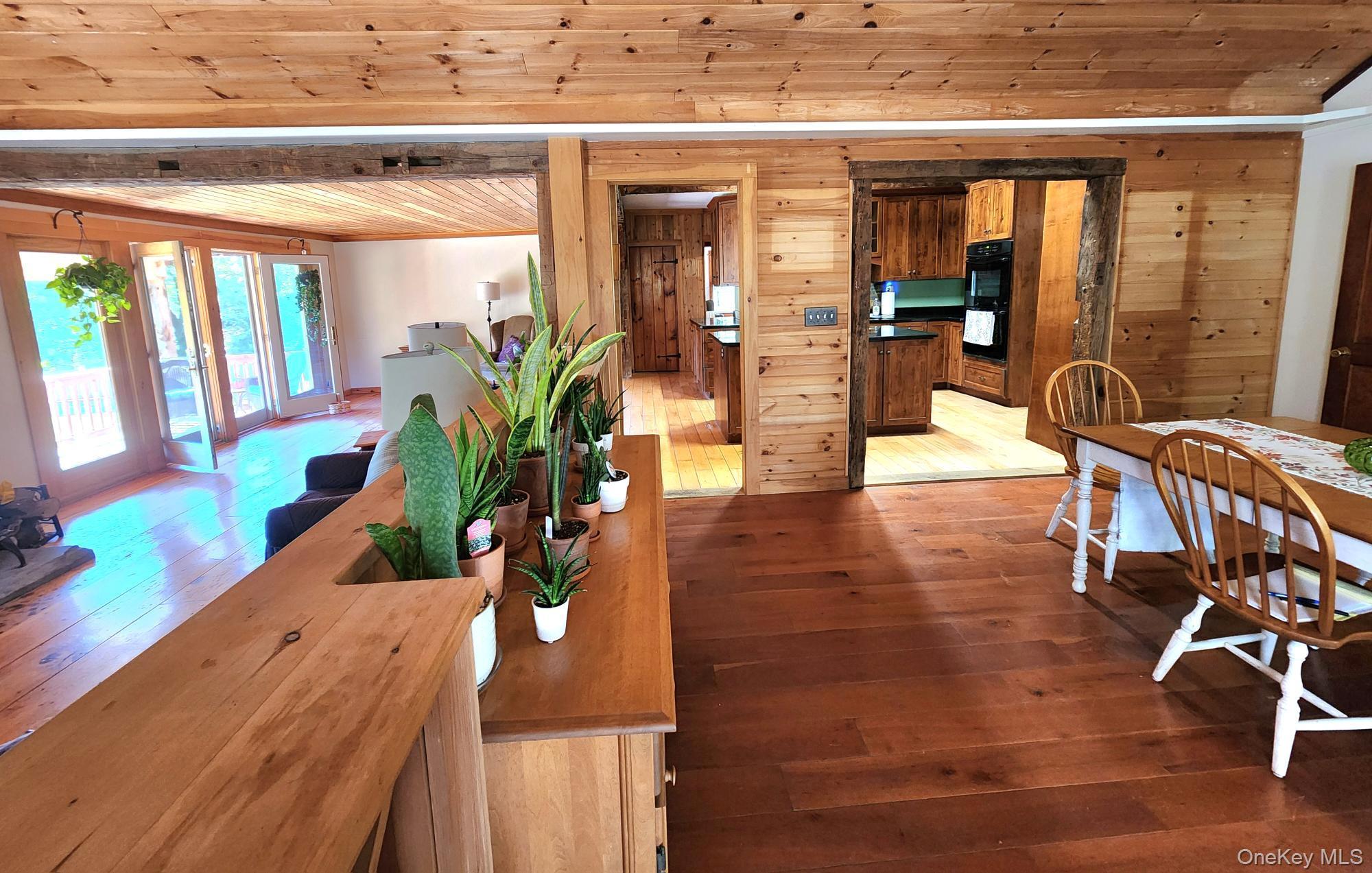 Single Family Hummingbird Way Dutchess County, NY 12580, MLS-920825-13