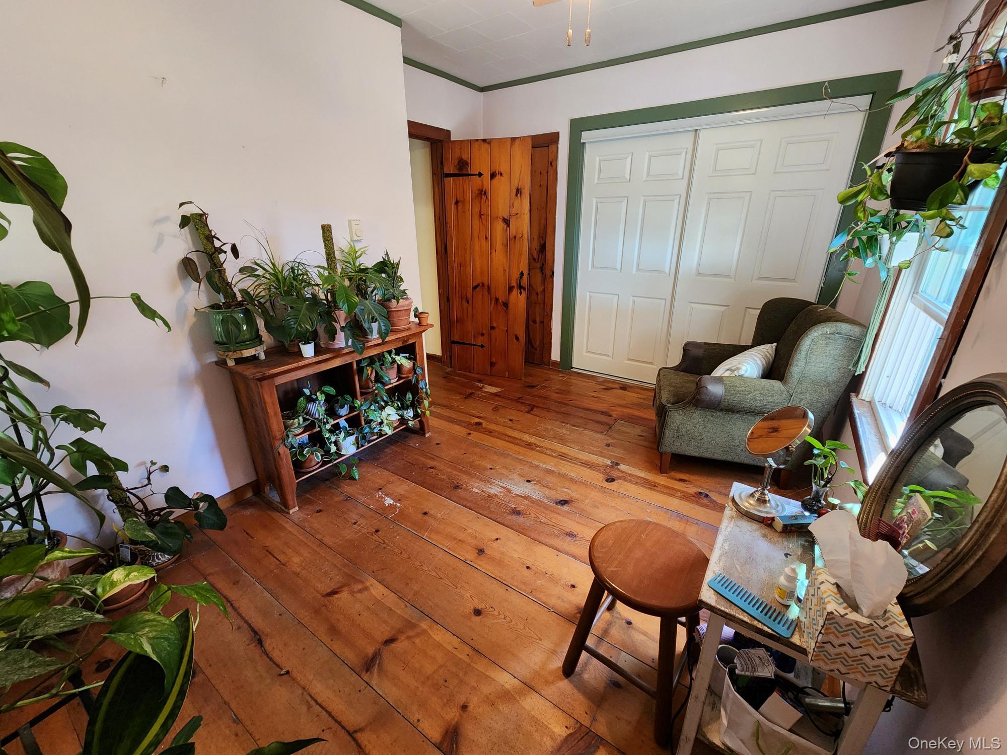 Single Family Hummingbird Way Dutchess County, NY 12580, MLS-920825-23