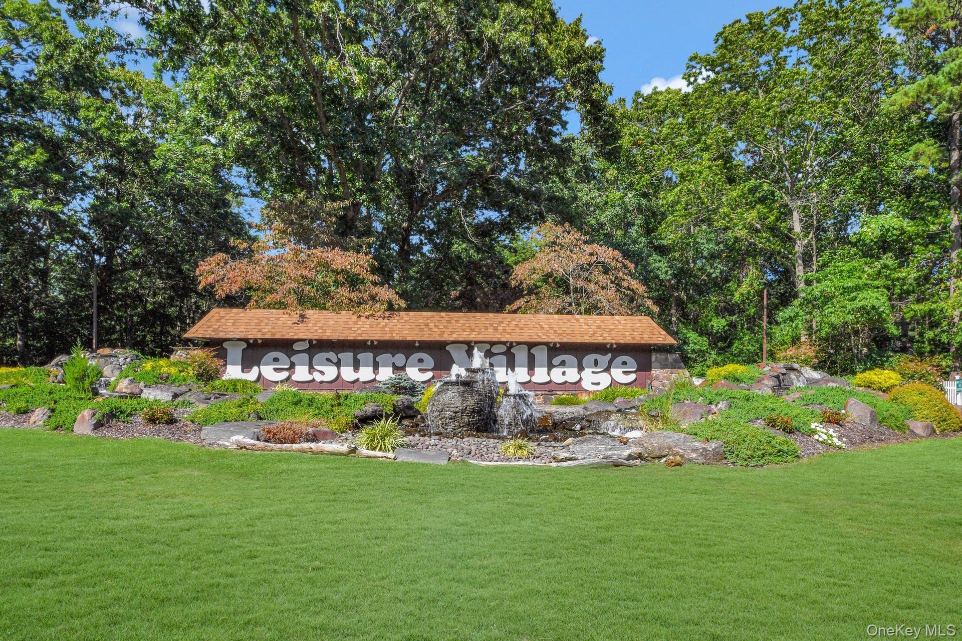 Condo Woodbridge Suffolk County, NY 11961, MLS-920854-12