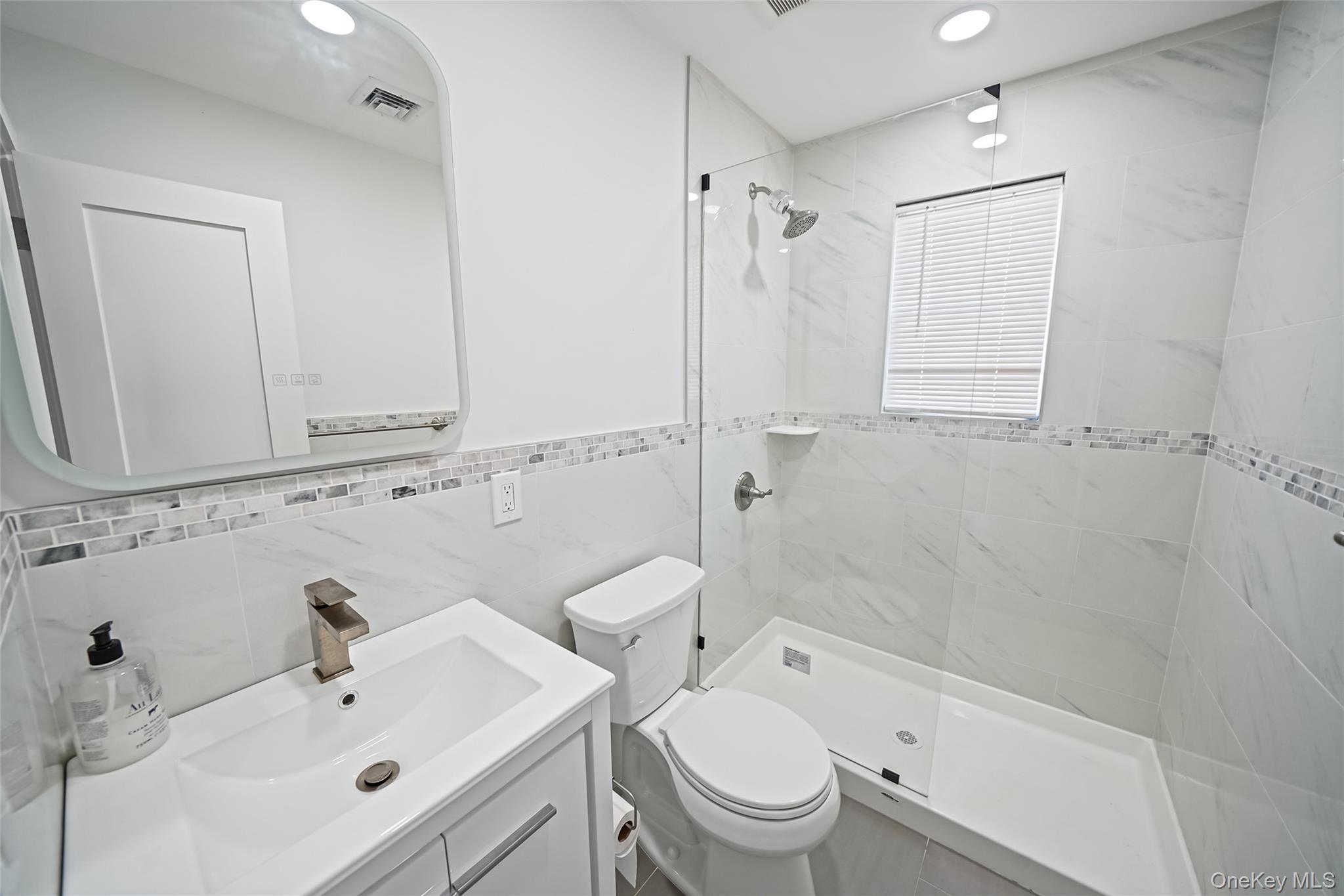 Single Family Eldridge Nassau County, NY 11550, MLS-920855-23