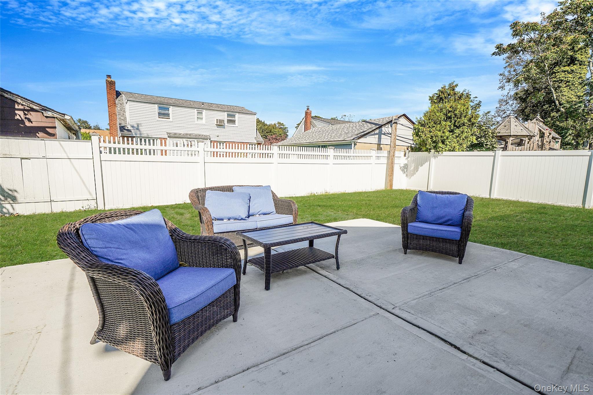 Single Family Eldridge Nassau County, NY 11550, MLS-920855-40