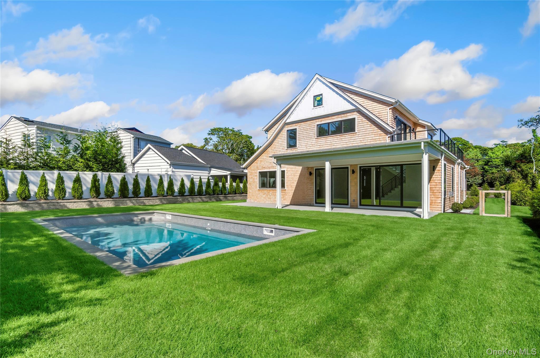 Single Family South Suffolk County, NY 11977, MLS-920858-36