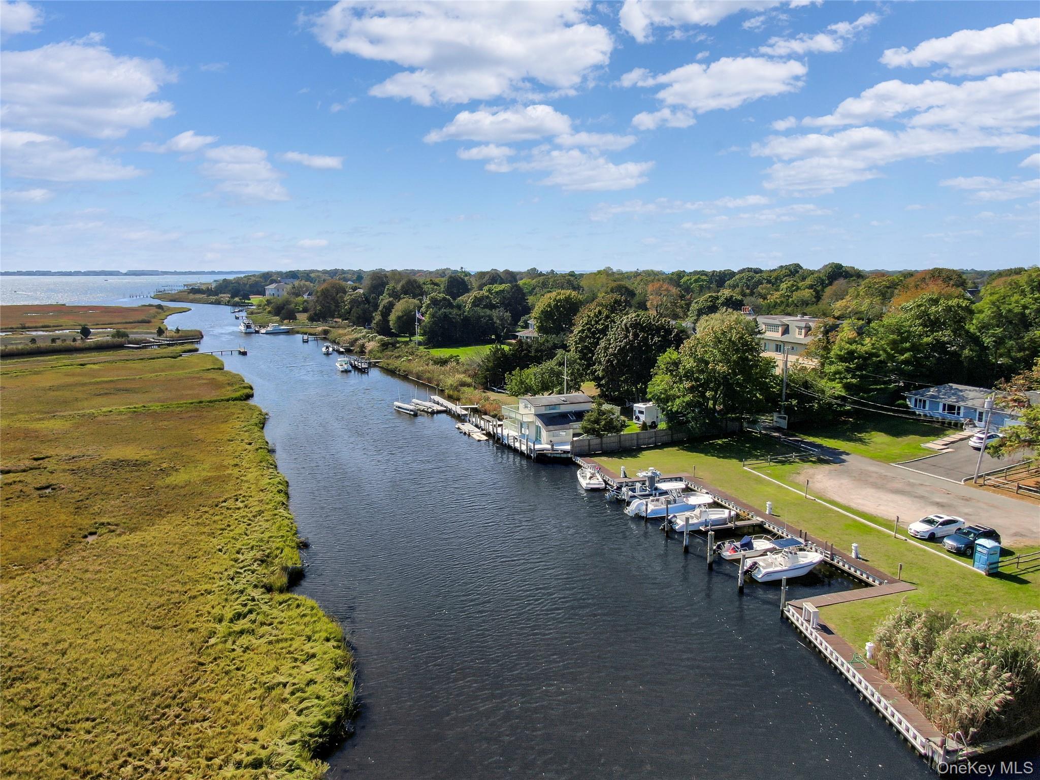 Single Family South Suffolk County, NY 11977, MLS-920858-37