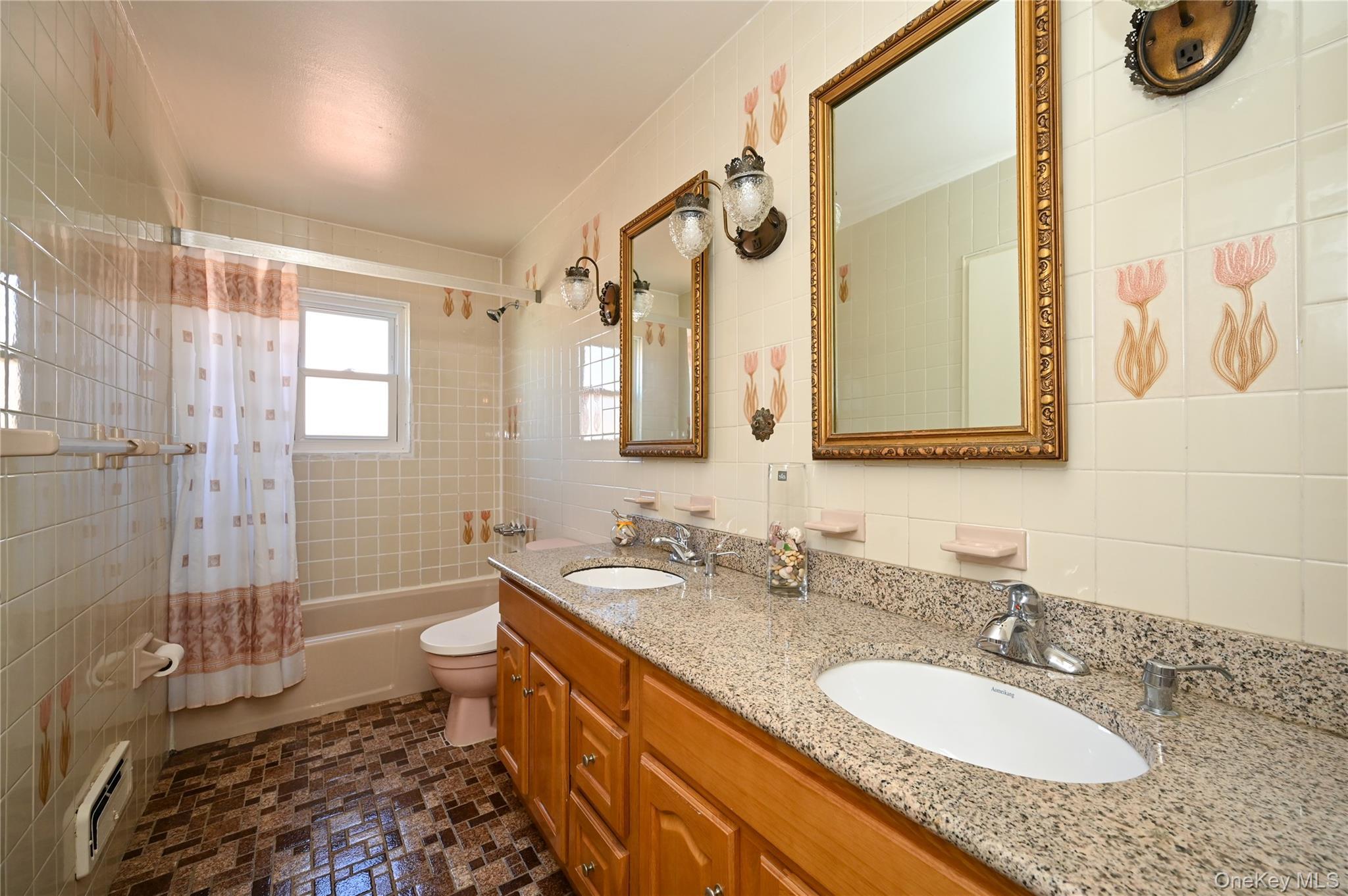 Single Family 210th Queens, NY 11360, MLS-920889-11