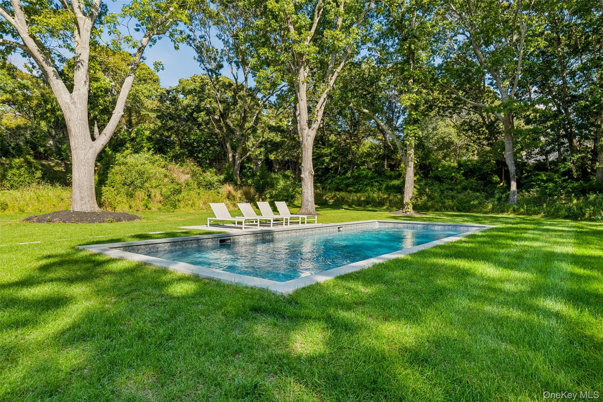 Single Family Atterbury Suffolk County, NY 11968, MLS-920907-37