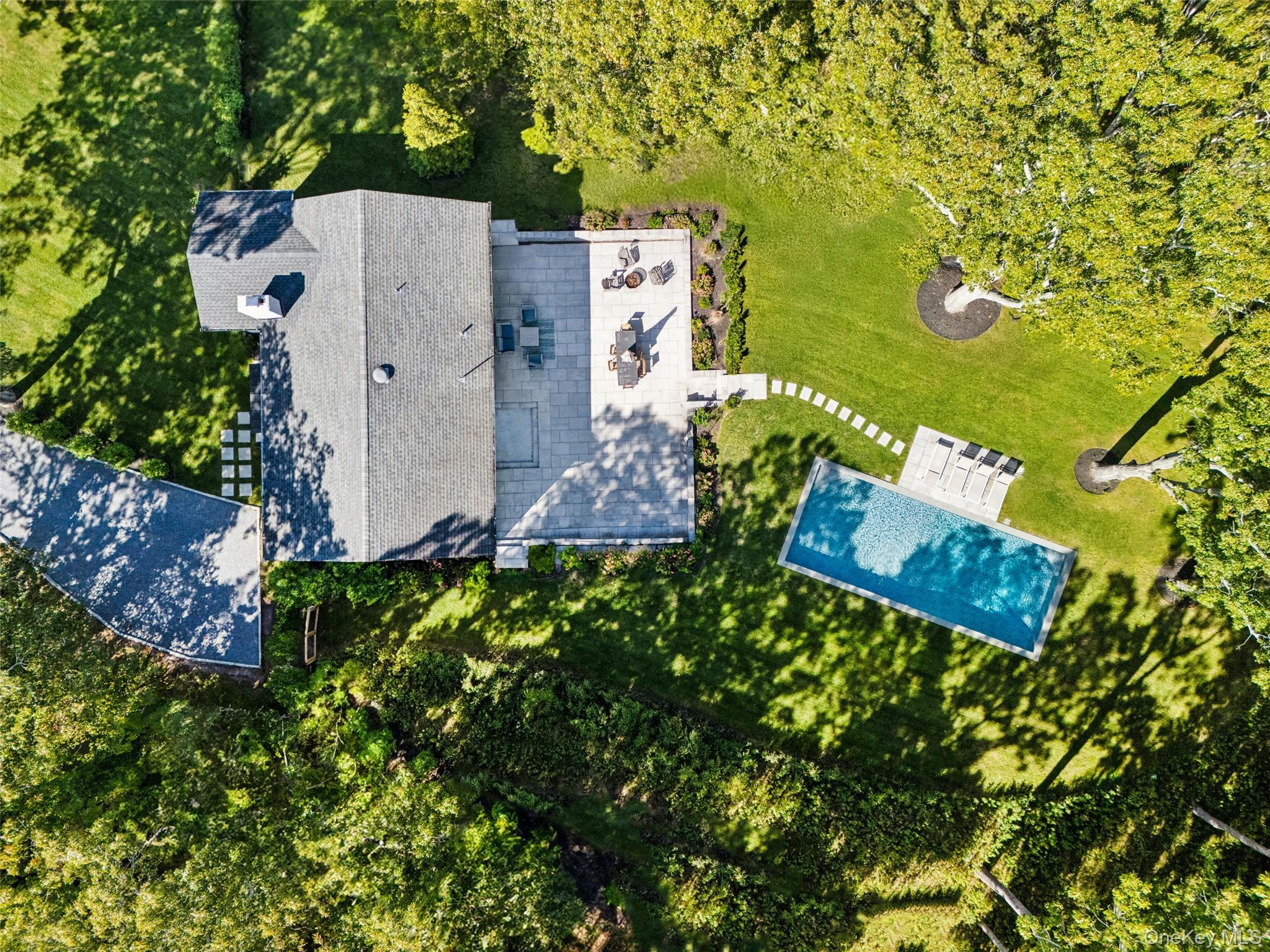 Single Family Atterbury Suffolk County, NY 11968, MLS-920907-38