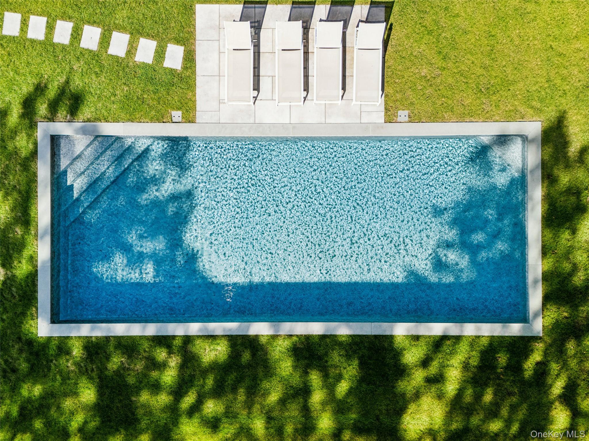 Single Family Atterbury Suffolk County, NY 11968, MLS-920907-41