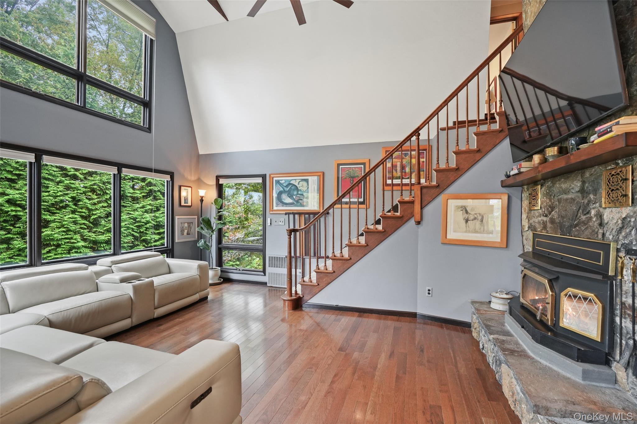 Single Family Quaker Hill  Putnam County, NY 12563, MLS-920923-7