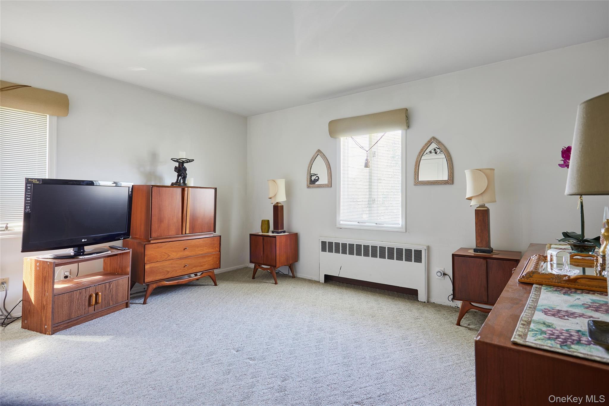 Single Family Lawrence  Nassau County, NY 11572, MLS-920924-14