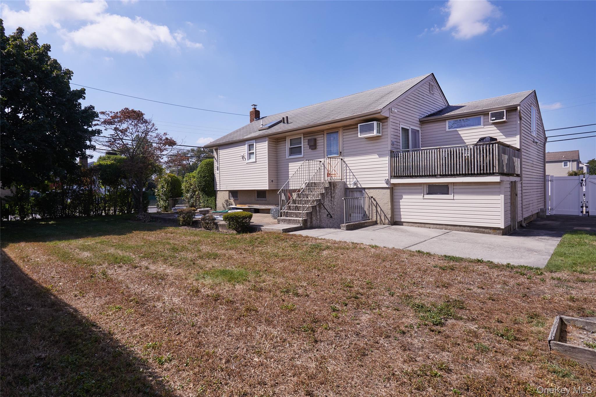 Single Family Lawrence  Nassau County, NY 11572, MLS-920924-19