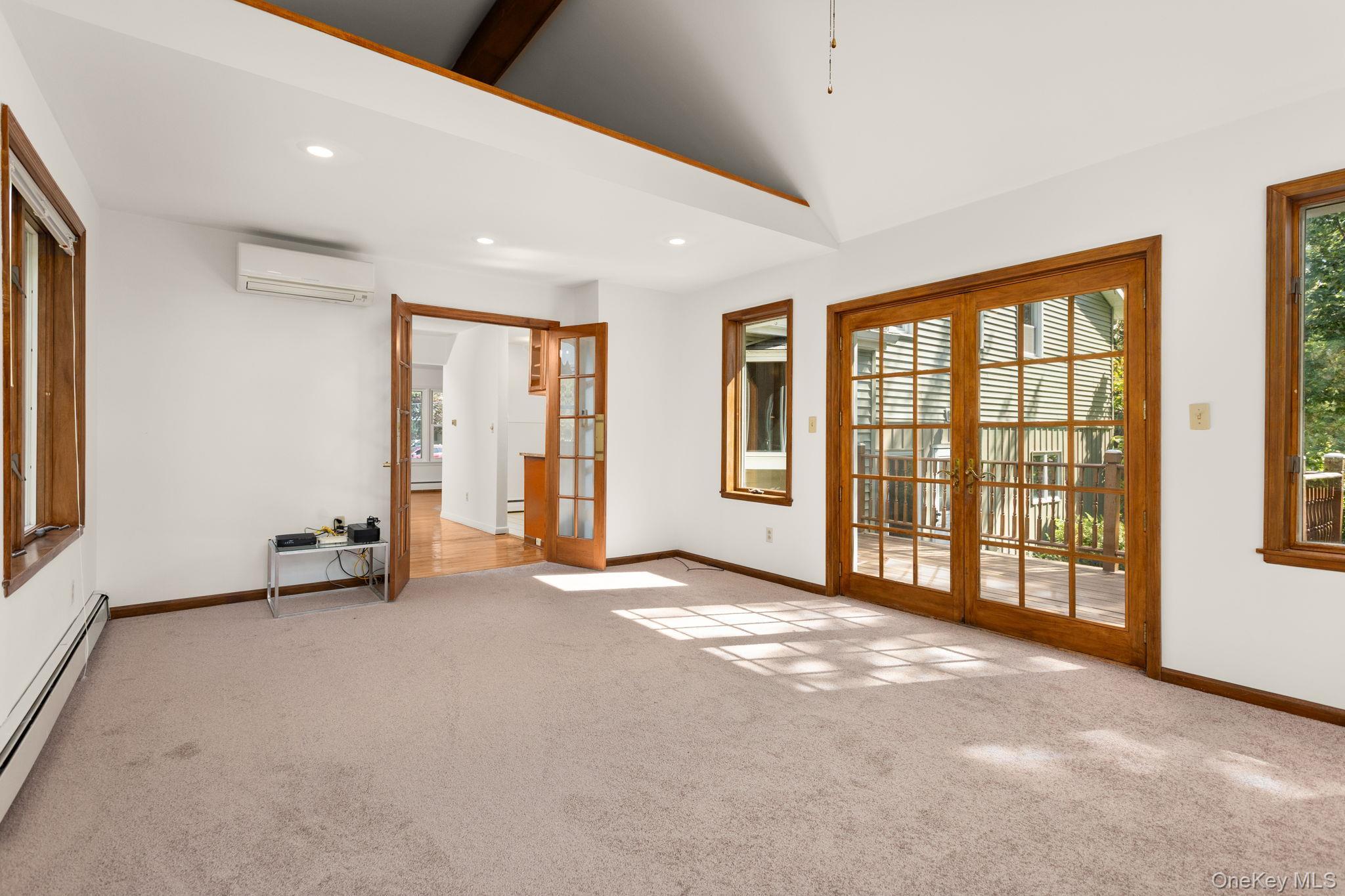 Single Family Manor  Dutchess County, NY 12603, MLS-920932-27