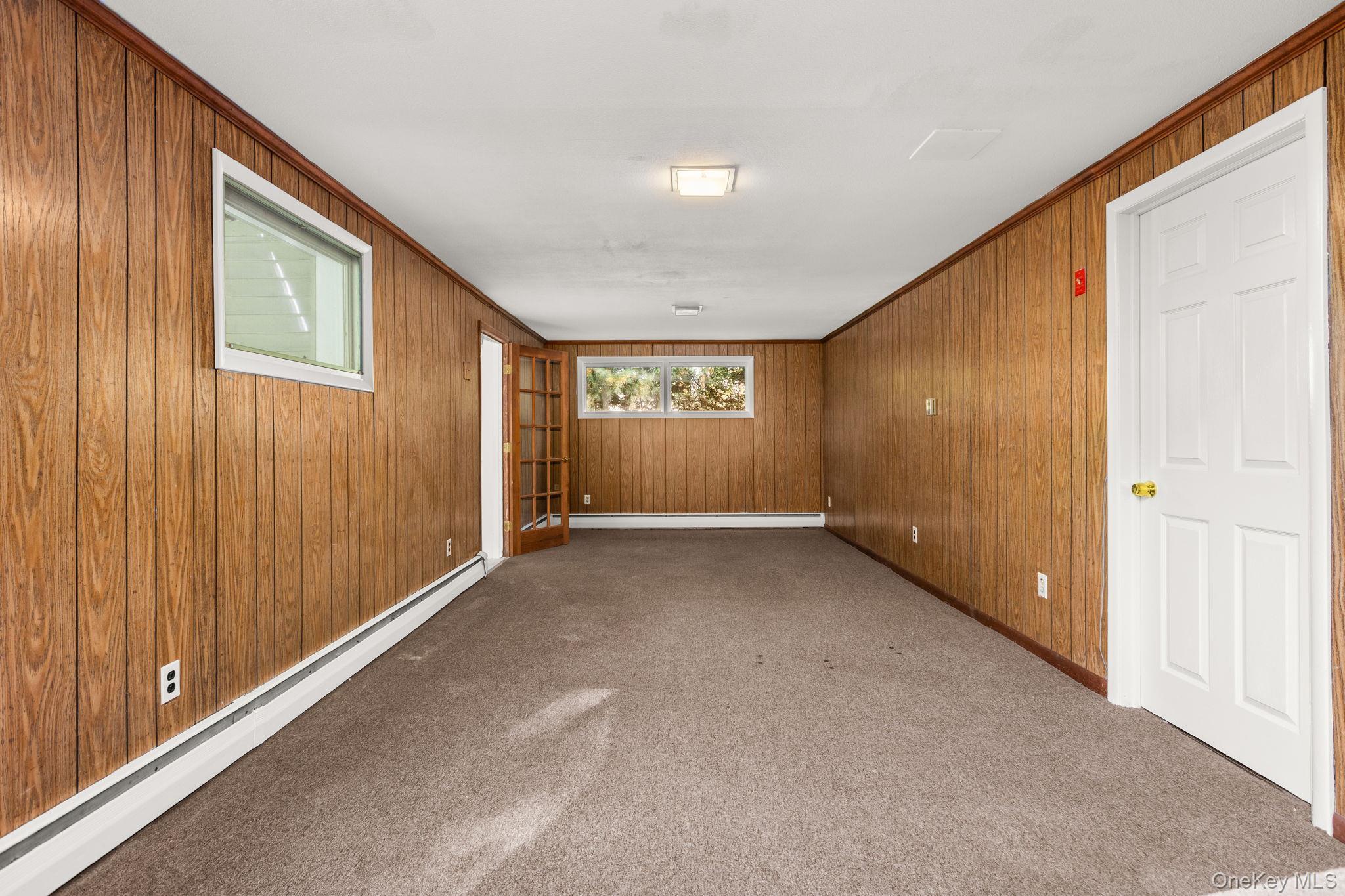 Single Family Manor  Dutchess County, NY 12603, MLS-920932-28